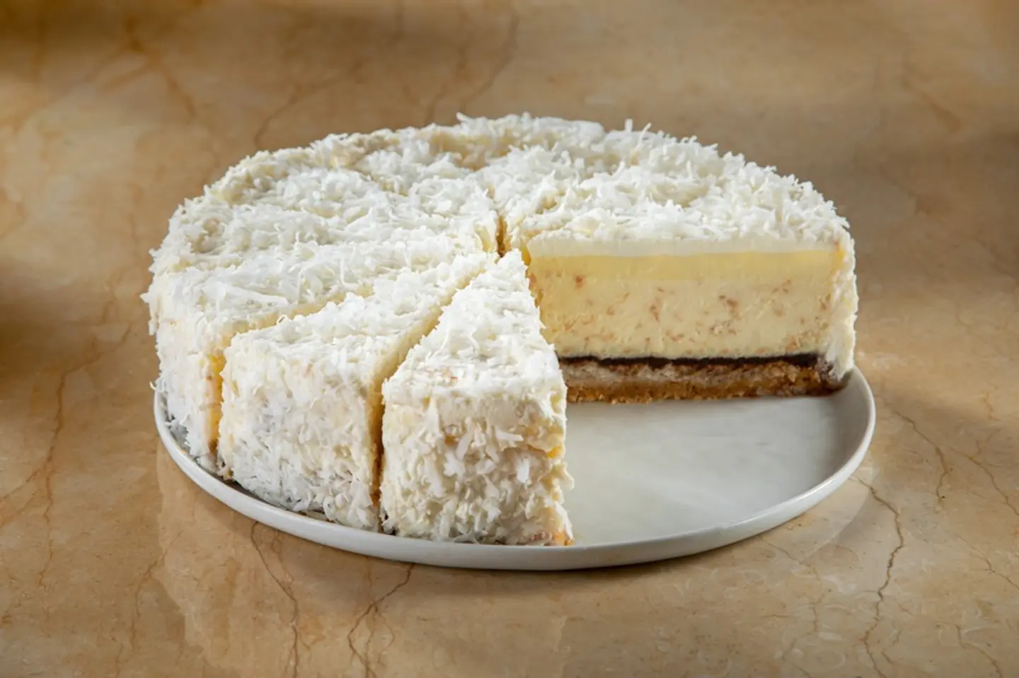 تشيزكيك جوز الهند والكريمة