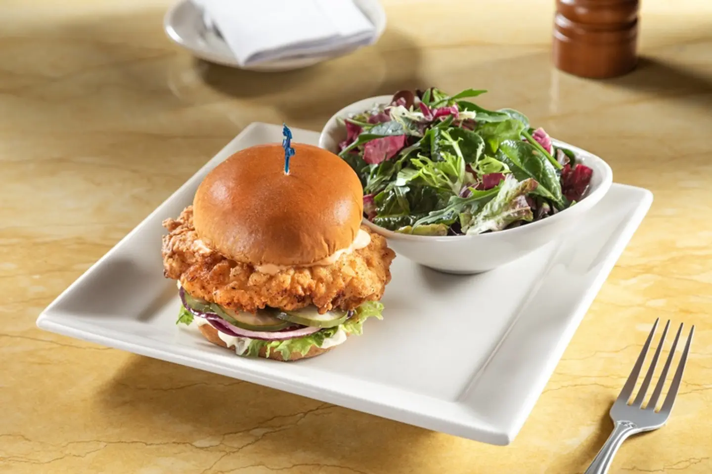 سندويش الدجاج المقرمش سكيني ليشوس