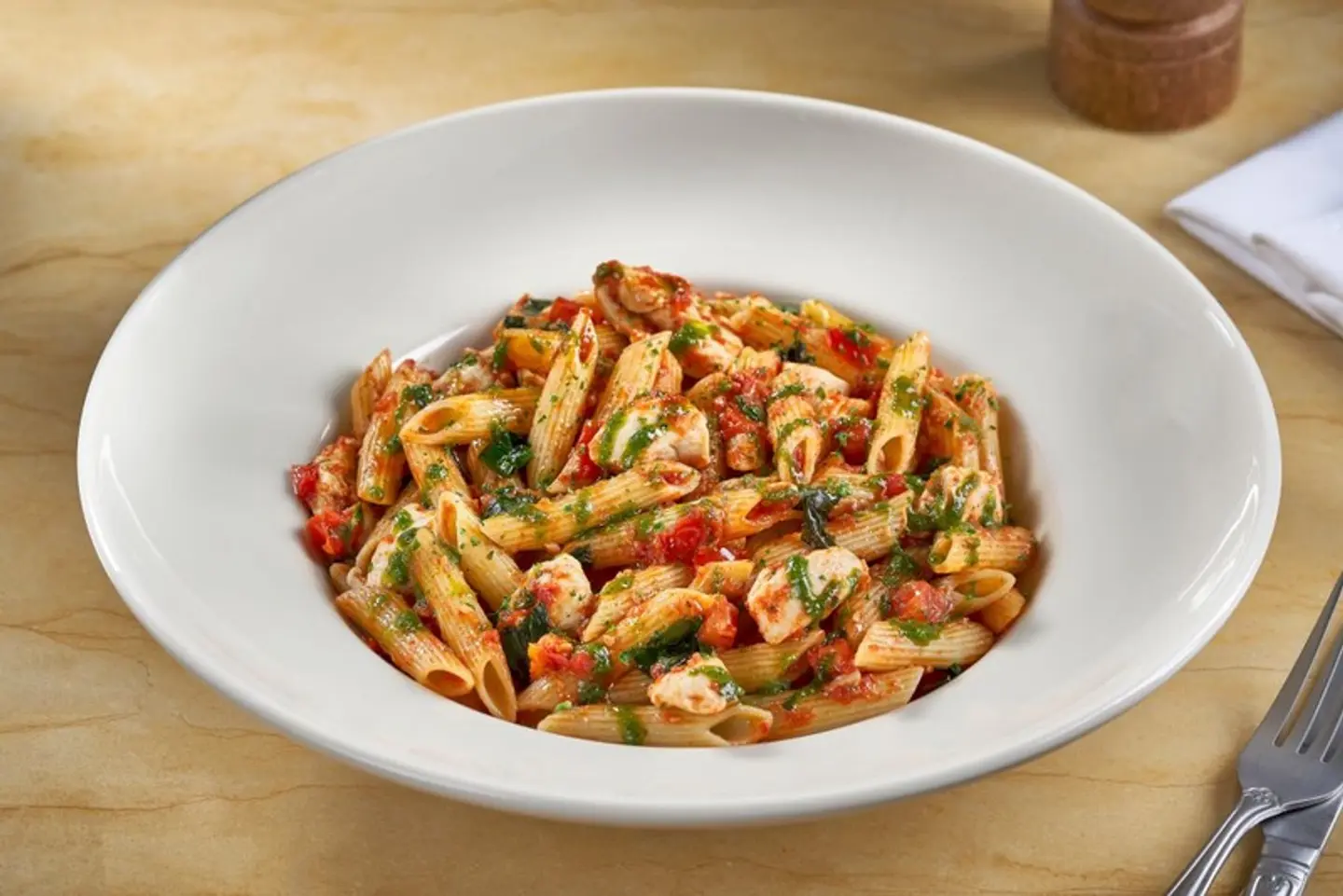 باستا الدجاج سكيني ليشوس