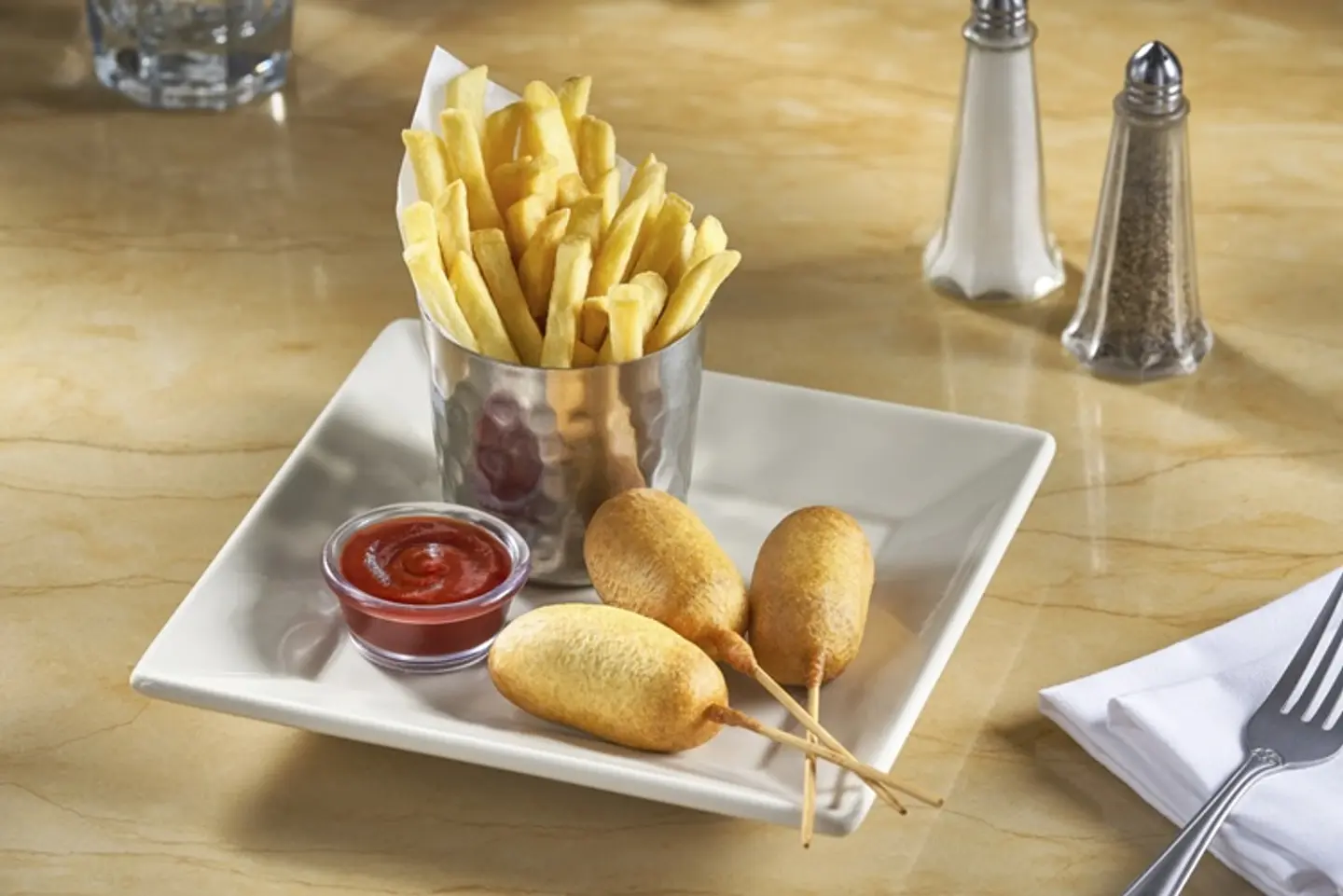 ميني كورن هوت دوغز للأطفال