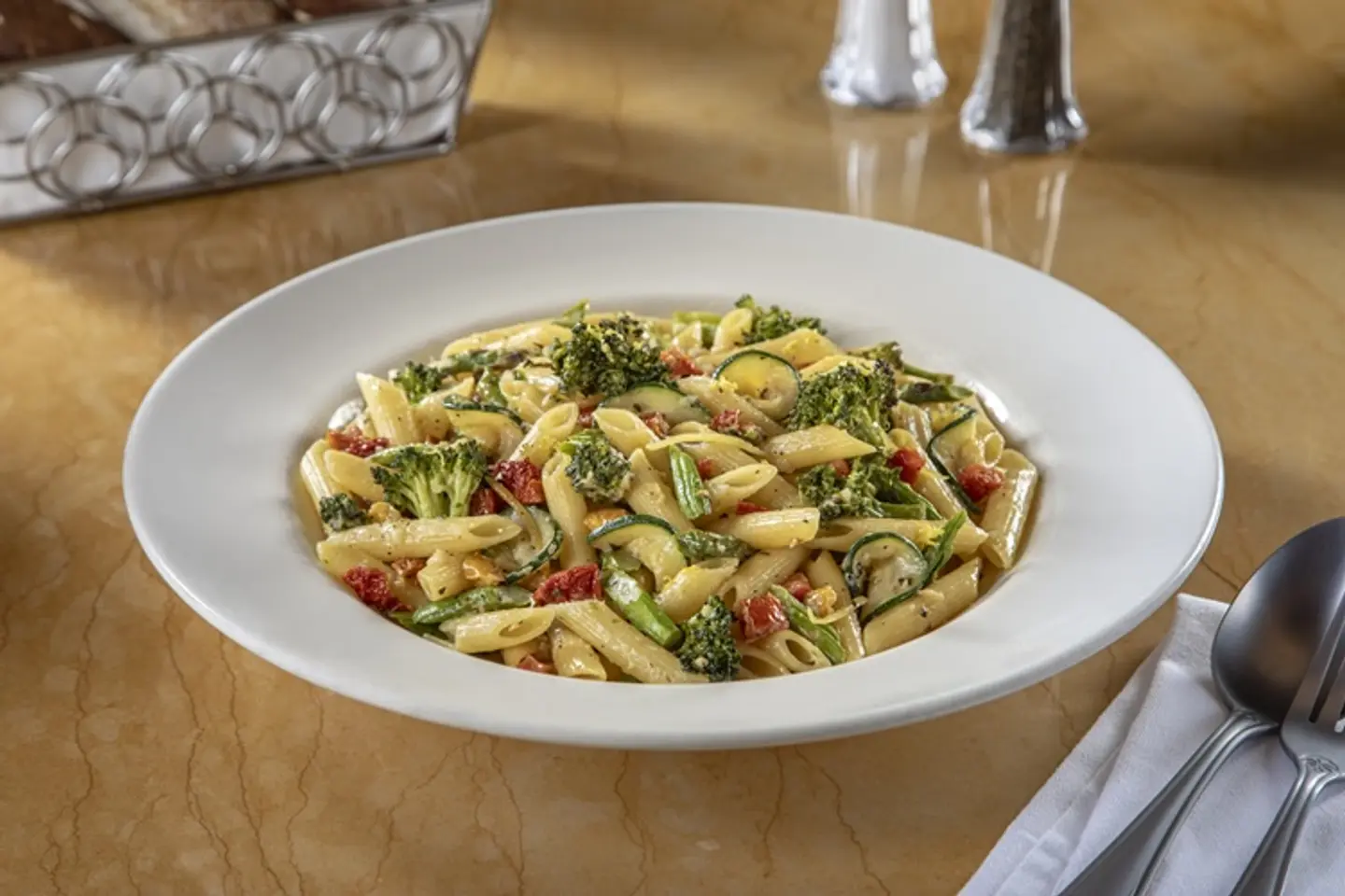 باستا إيڤلين المفضلة