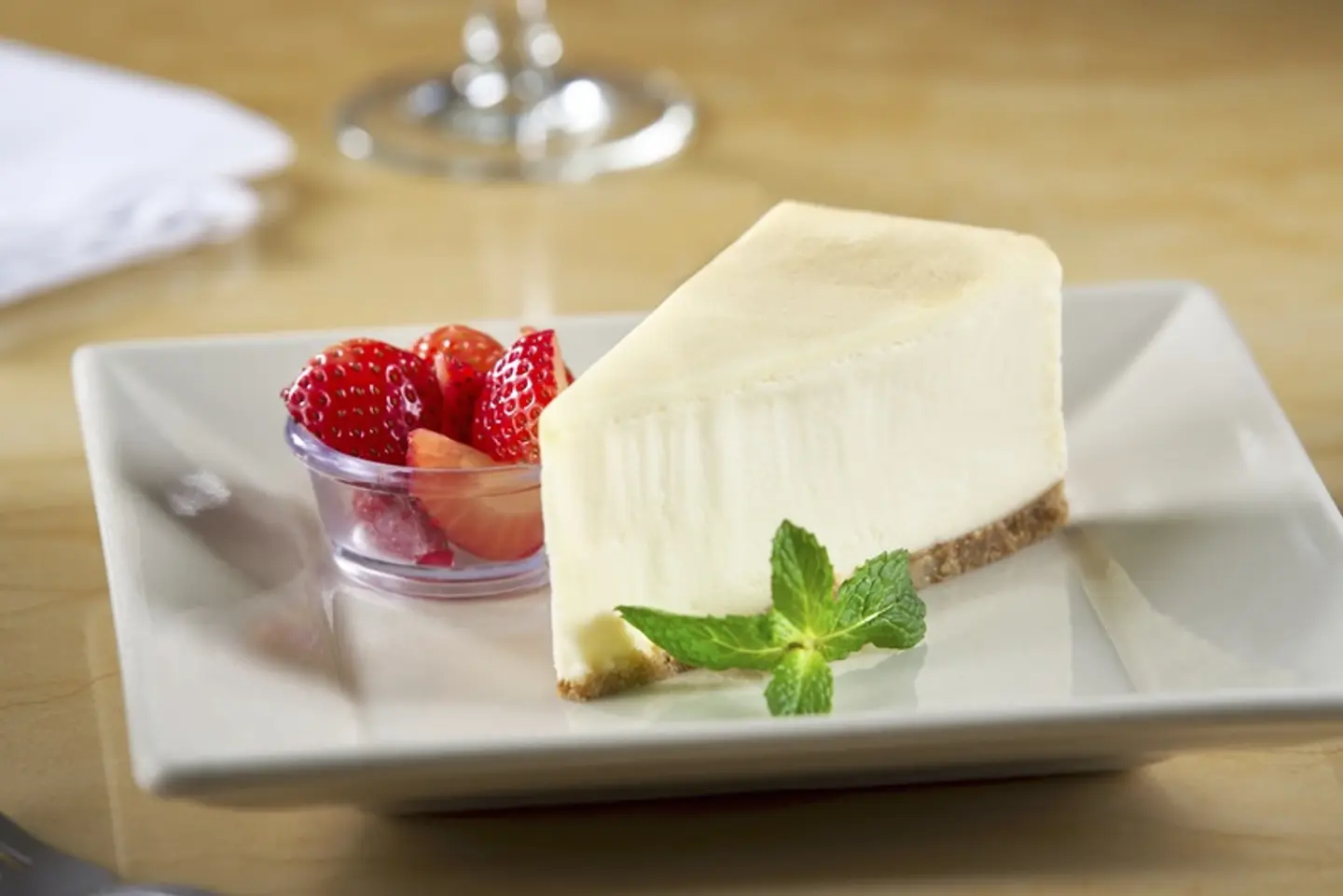 تشيزكيك قليل الدسم بالفراولة