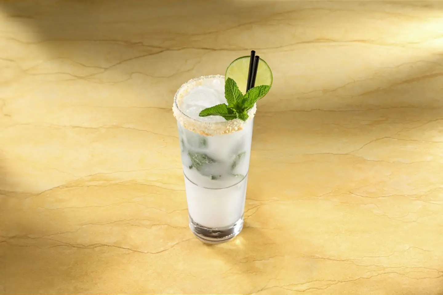 موهيتو جوز الهند