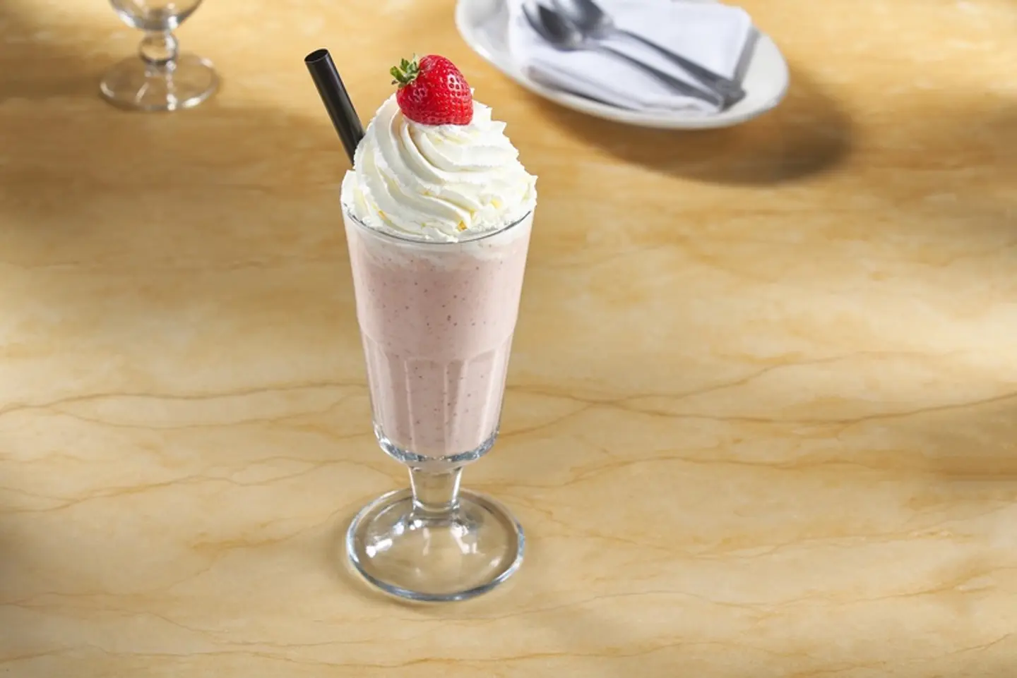 ميلك شيك الفراولة