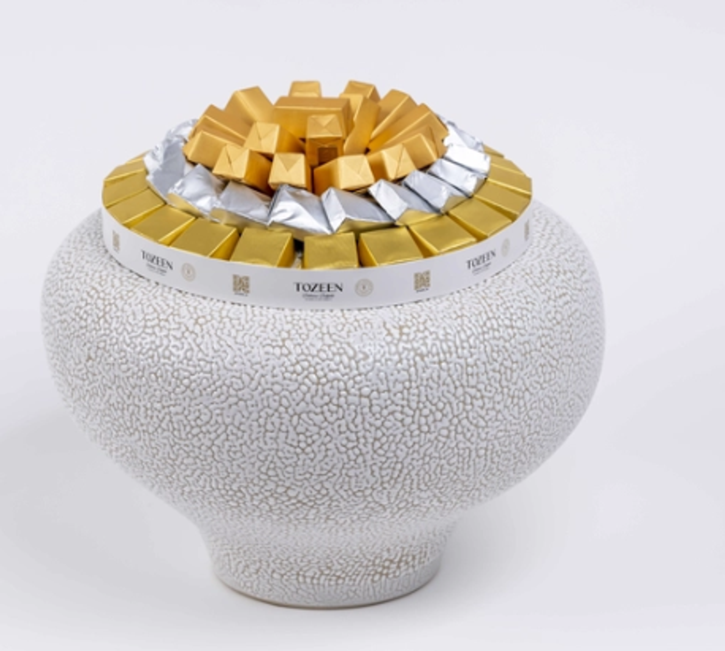 White Resin Tray With Rough Pattern 10005028