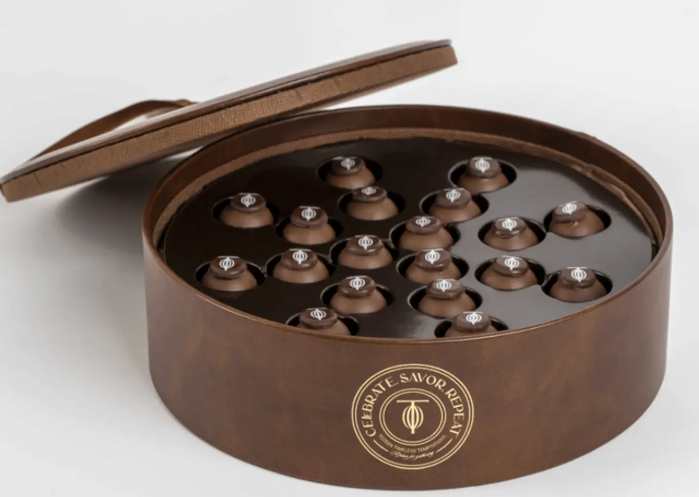 Leather Tozeen Ferrero Box 290799