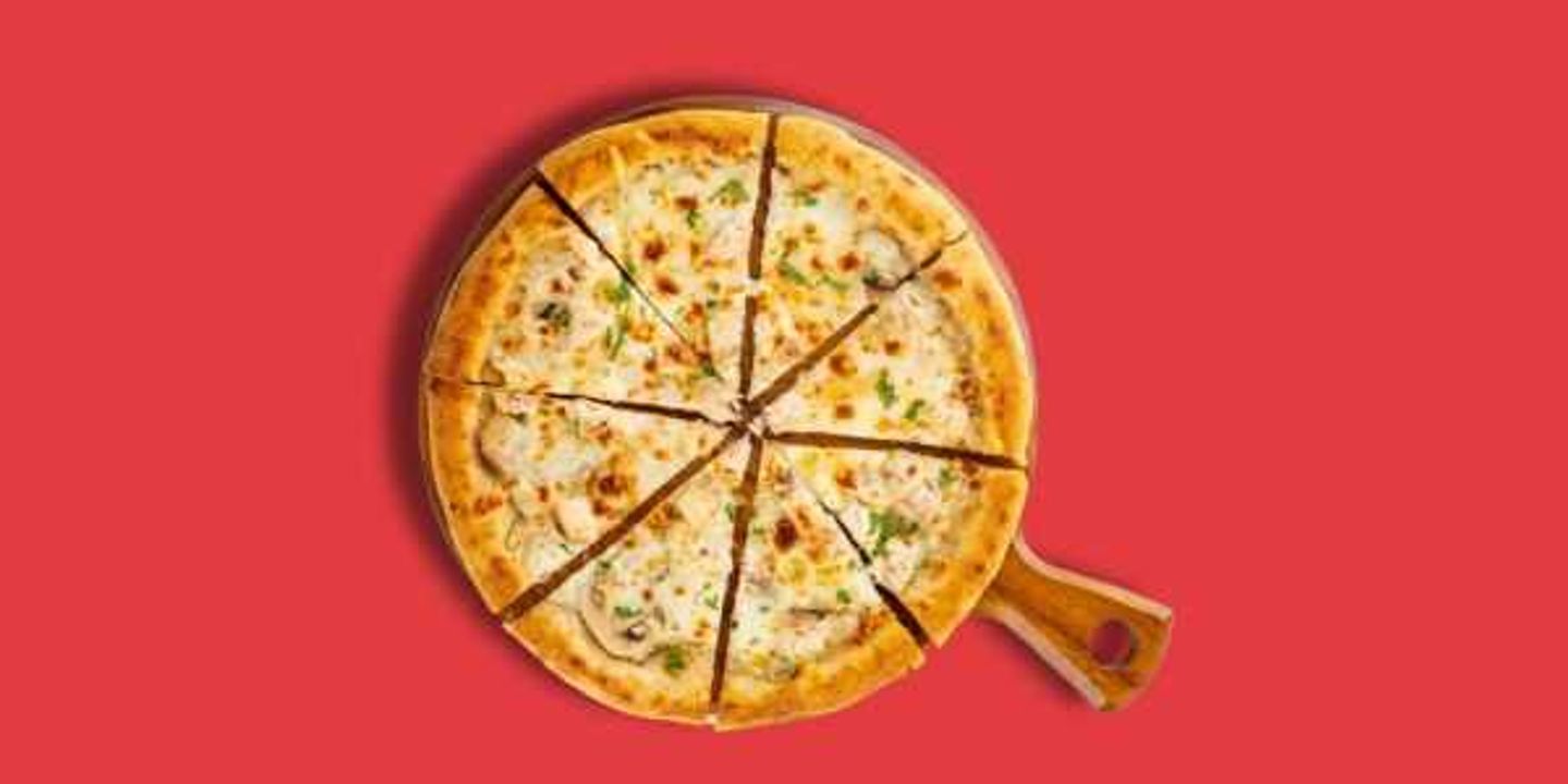 Chicken Alfredo Pizza
