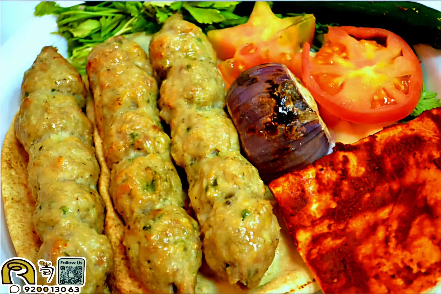 نفر مبشور شيدر وموزيرلا دجاج (3 سيخ )