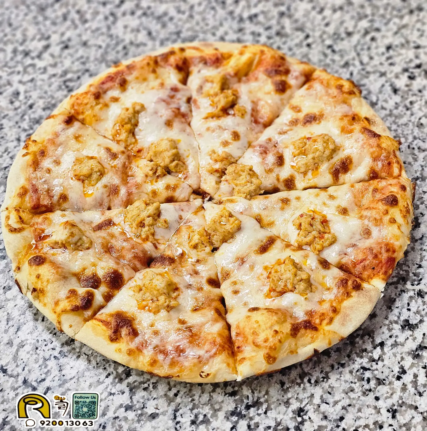 Small Chicken Pizza