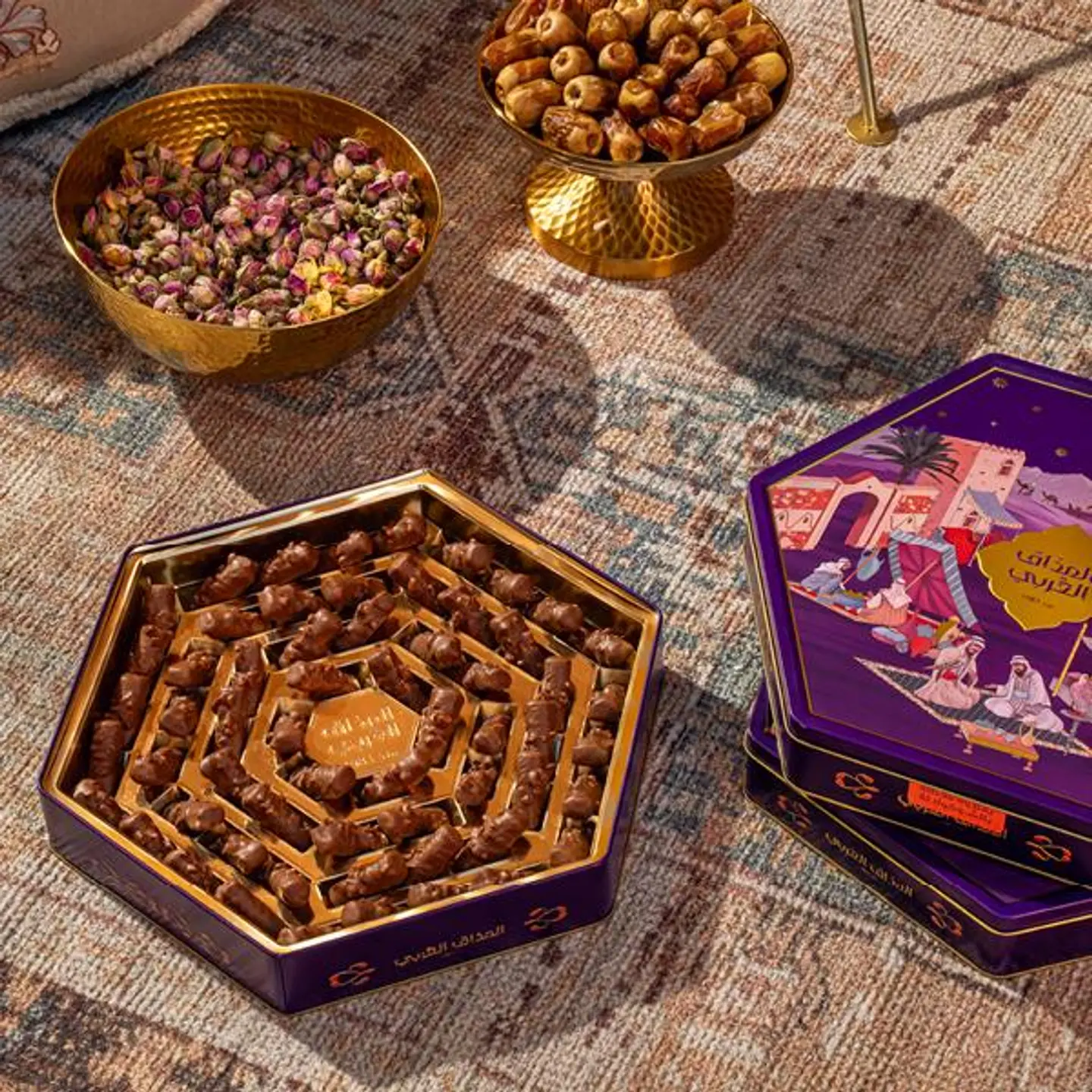 بقلاوة مغطاة بالشوكولاتة