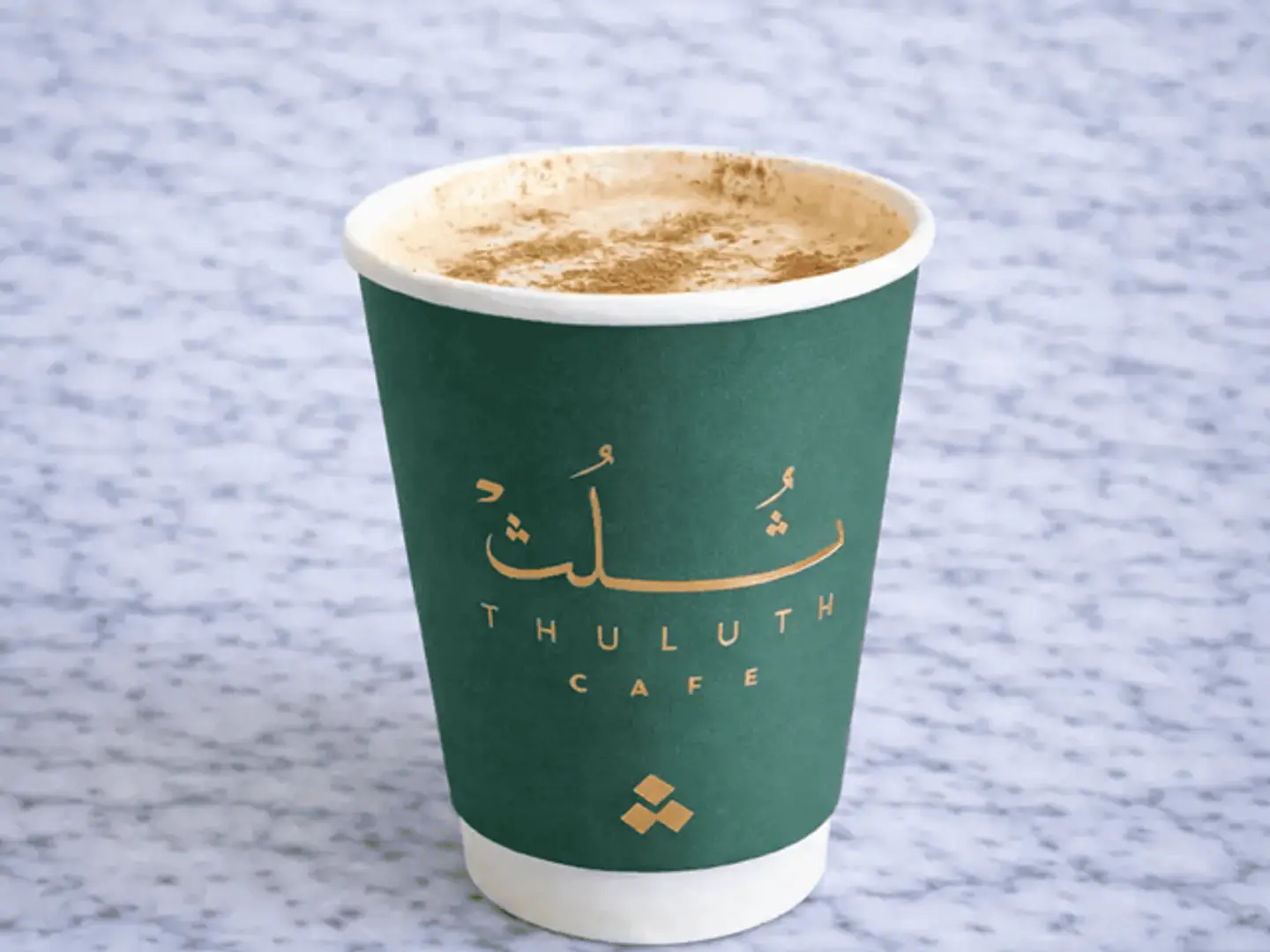 سينابون لاتيه حار