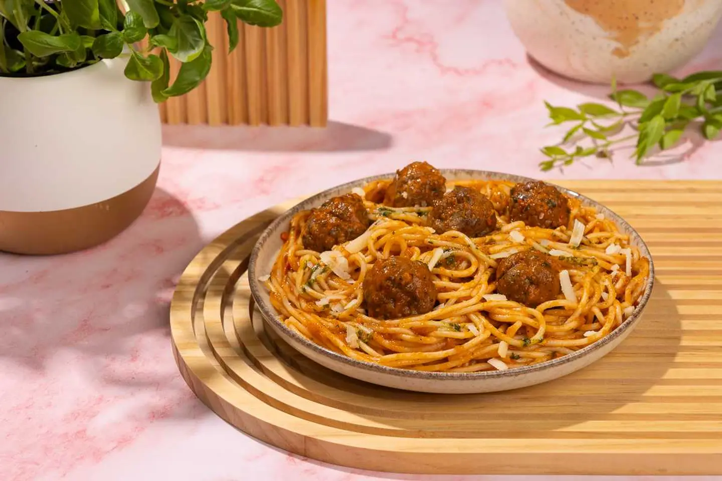 Spaghetti & Meatballs