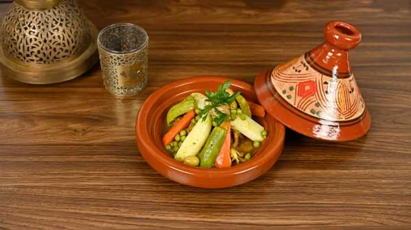 طاجن لحم بالخضار