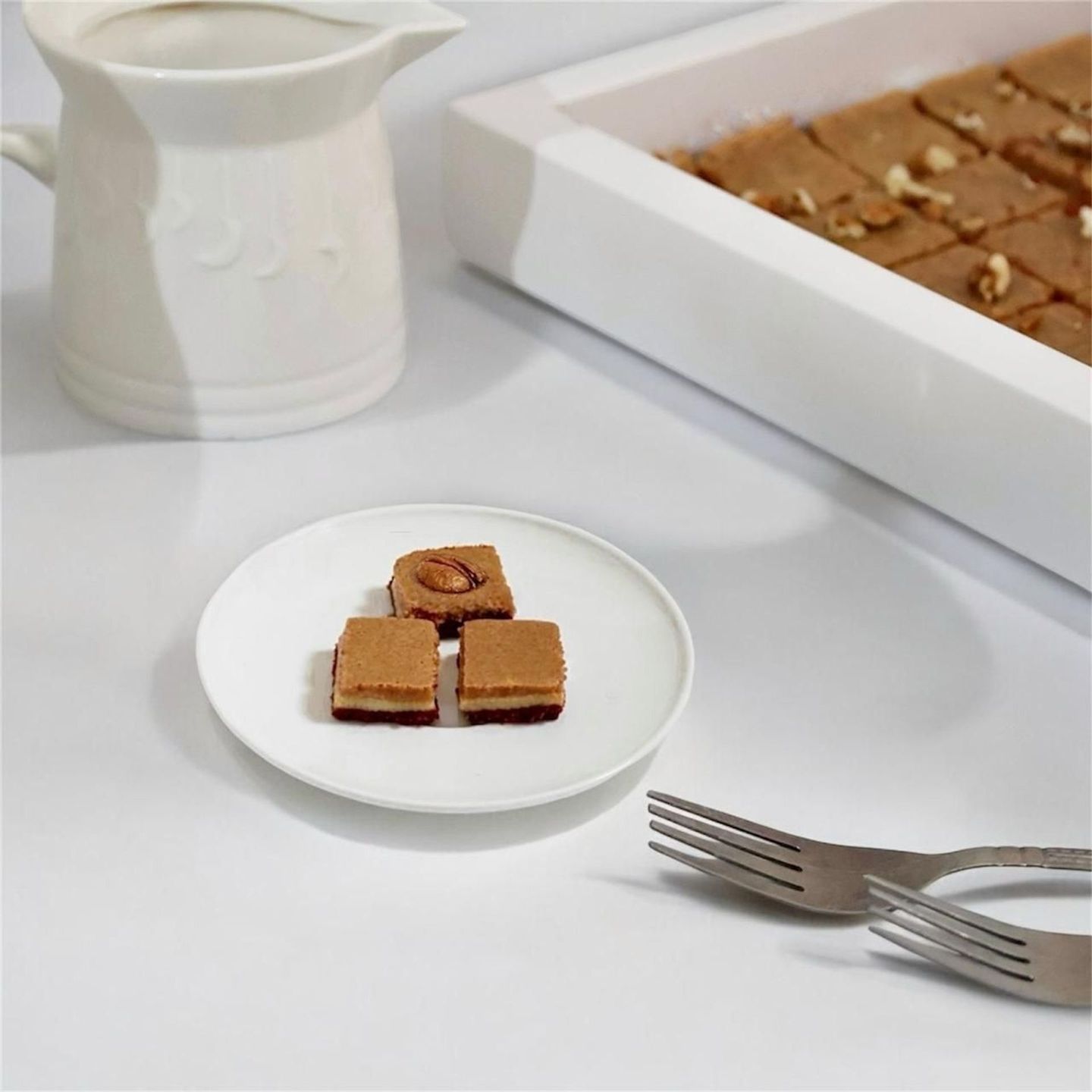 Large Pecan Toasted Milk 002605