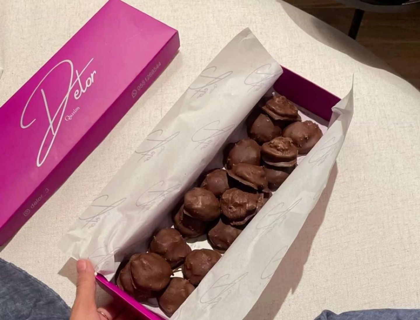 Delores Chocolate 00444
