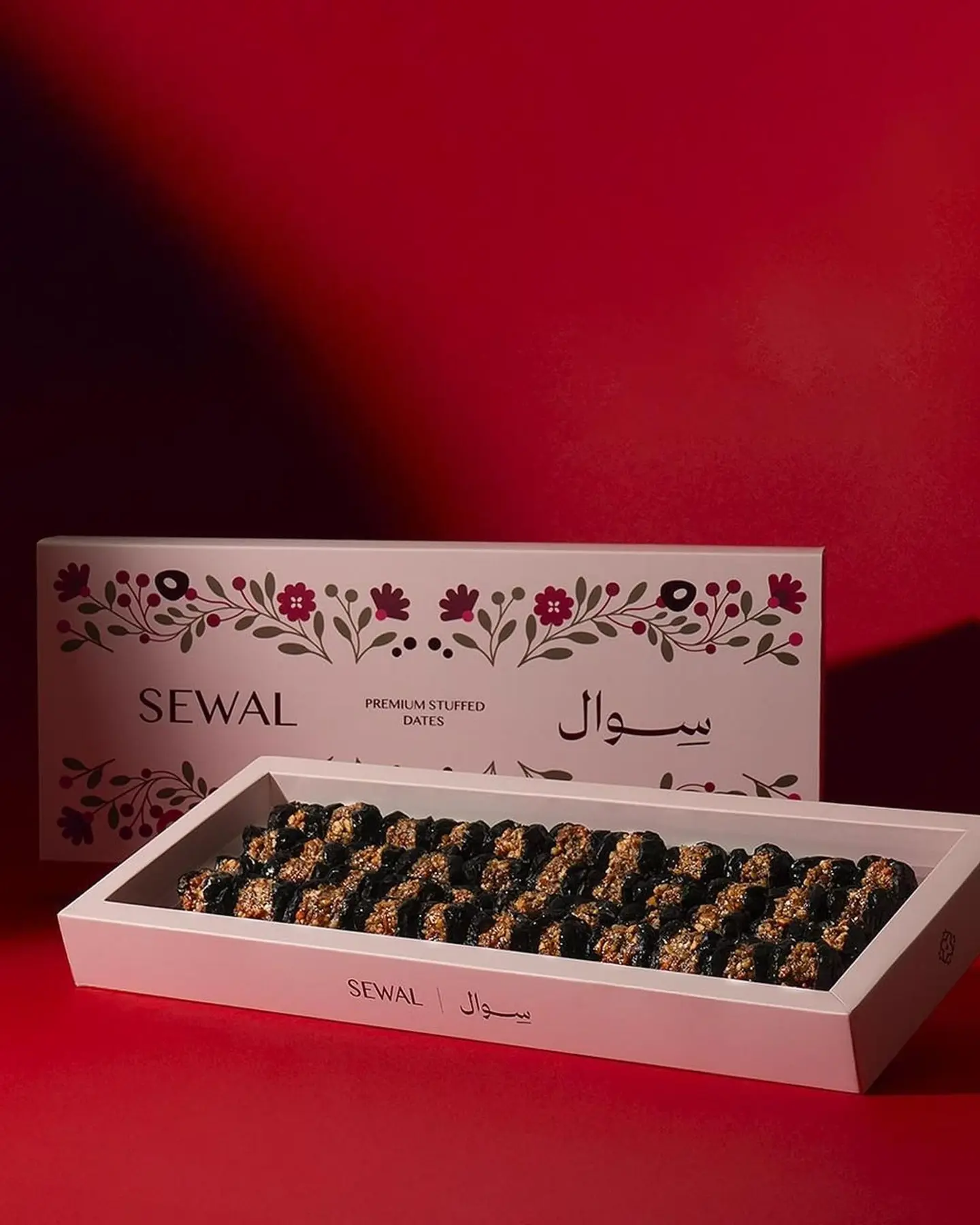 Stuffed Dates10700577