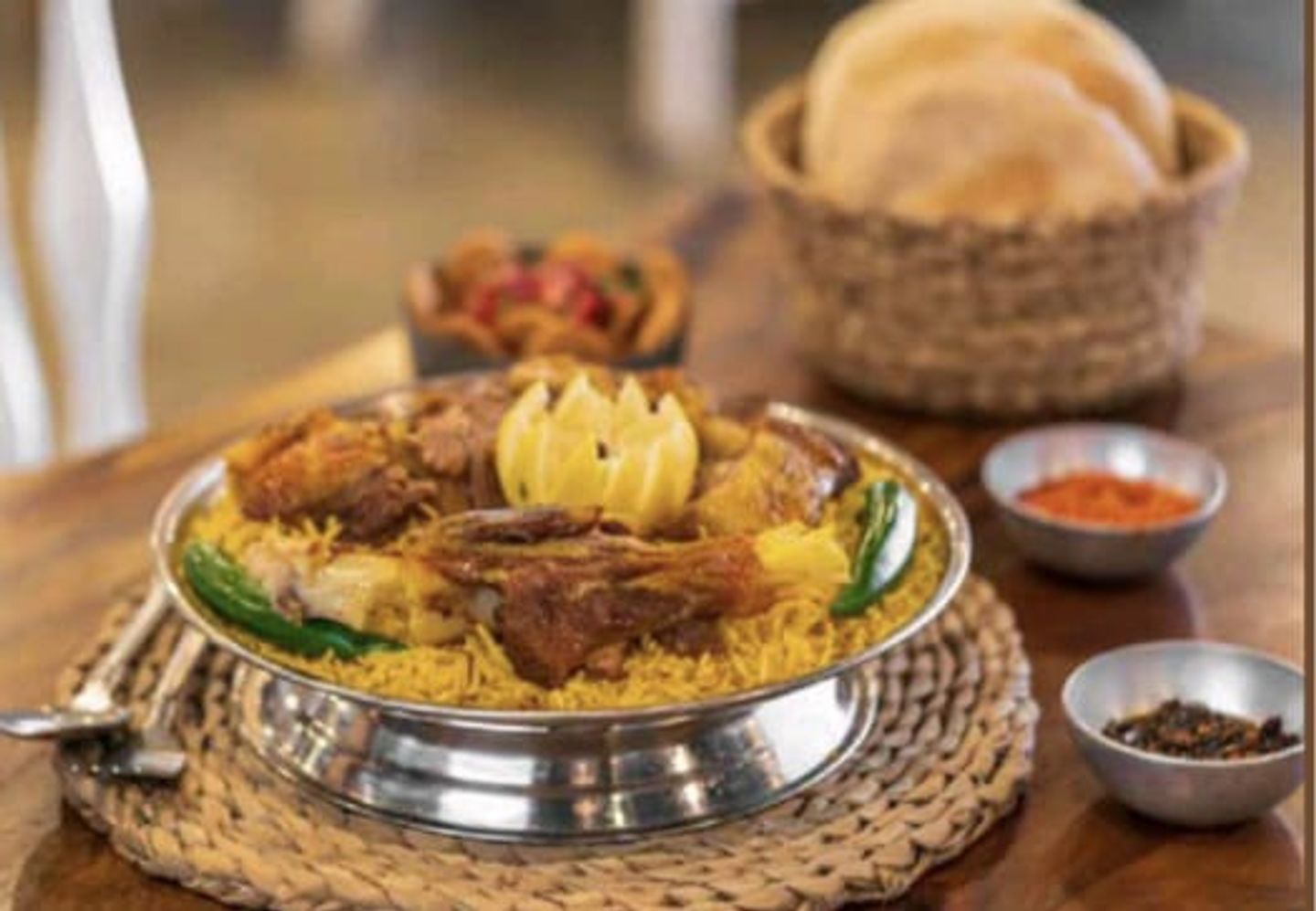 مندي لحم مع رز