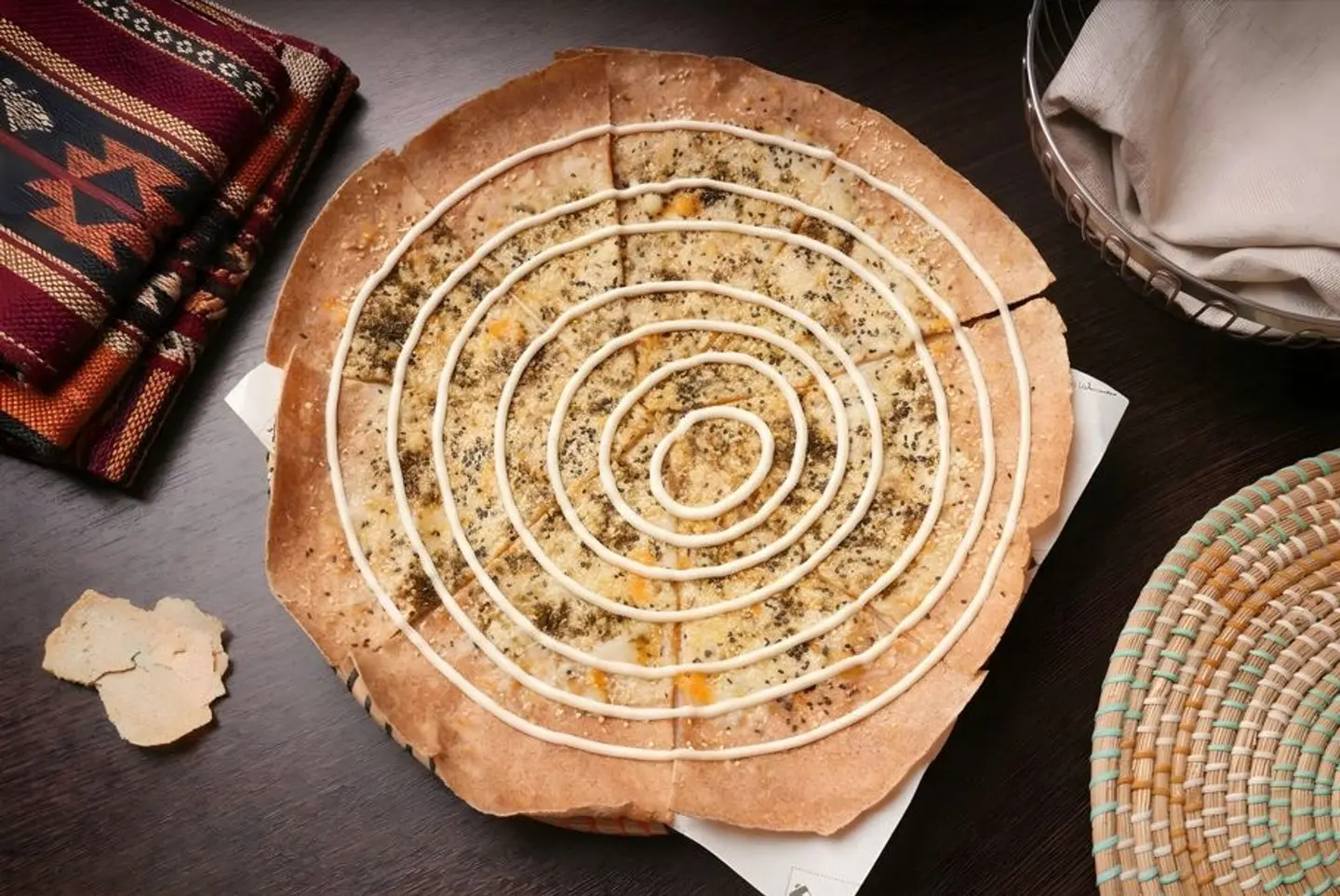قرصان صاج جبنة و زعتر