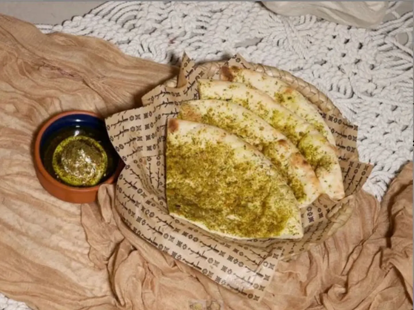 تميس جبنة وزعتر