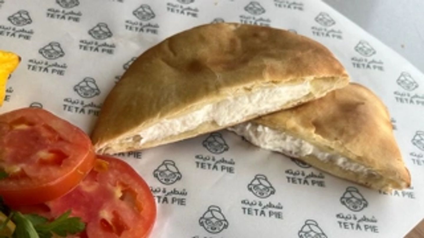 Plain Labneh Sandwich