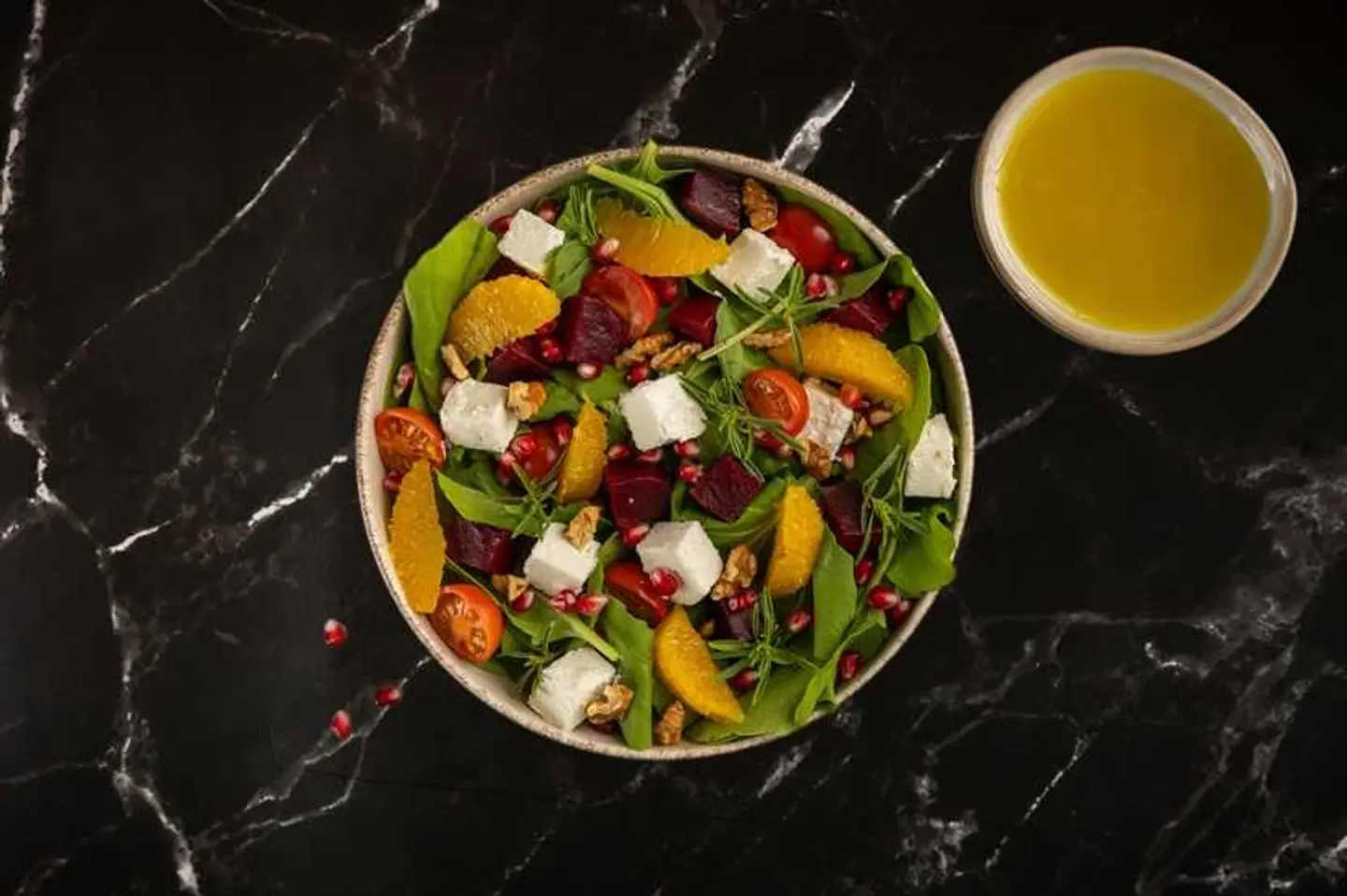 سلطة الشمندر والفيتا