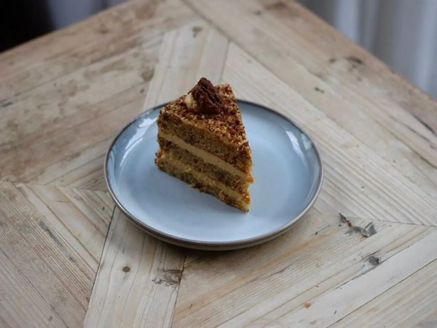 Caramel Pecan Cake