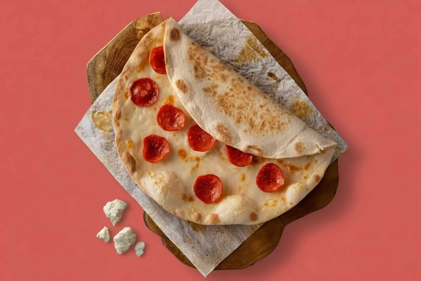 Akkawi Pepperoni Manakeesh