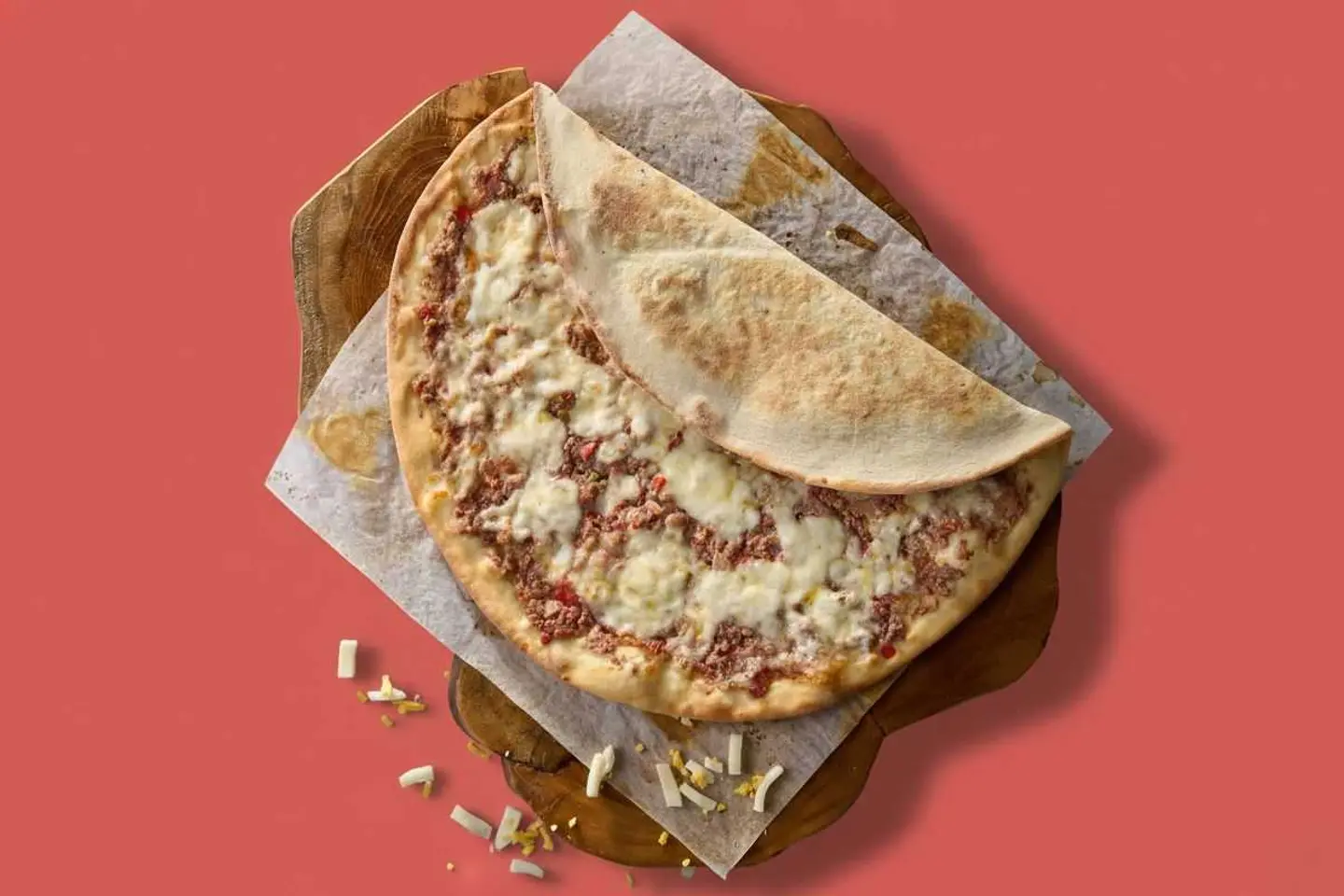 Lahm Bil Ajine & Cheese Manakeesh