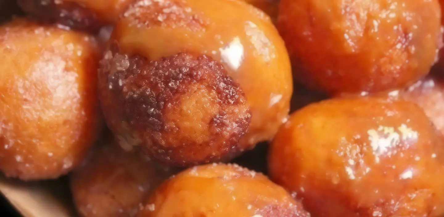 Crispy Cinnabon Luqaimat