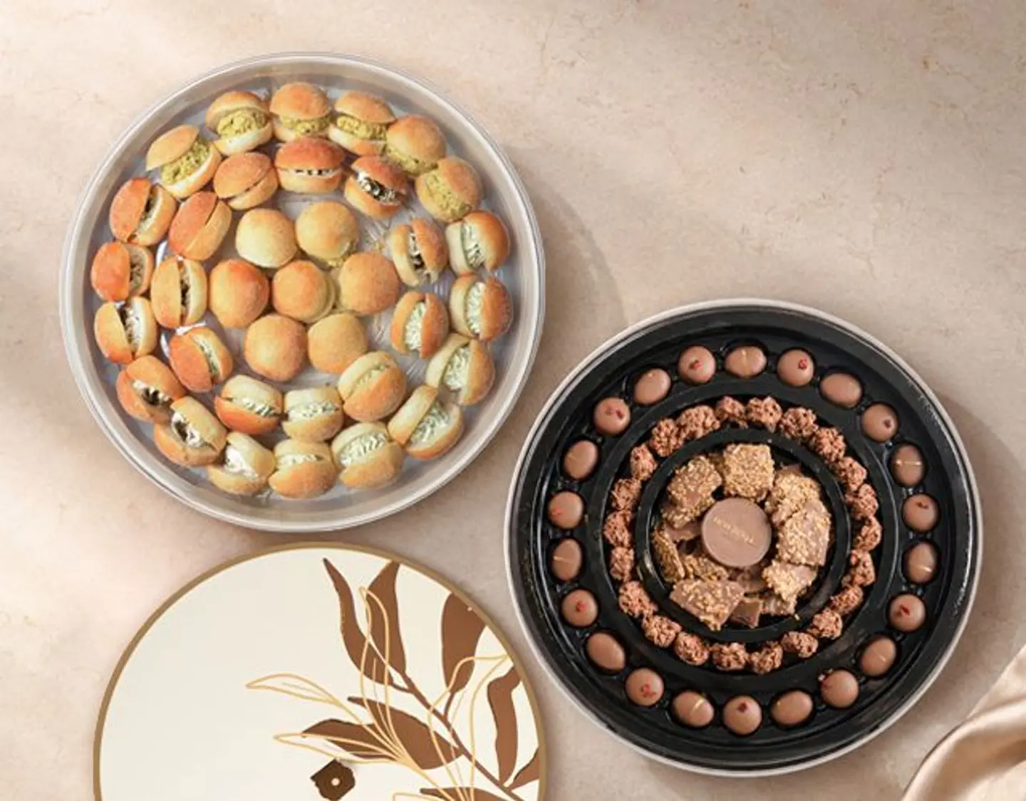 Round Salty Box (Pastries)