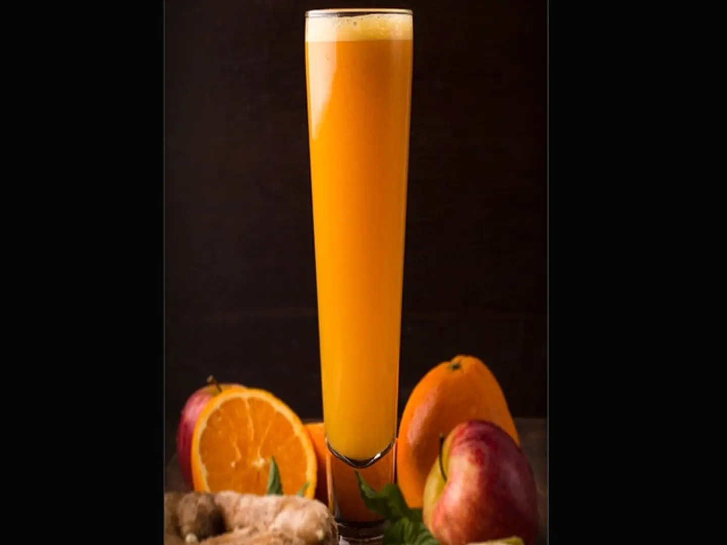 Orange, Apple And Ginger Juice