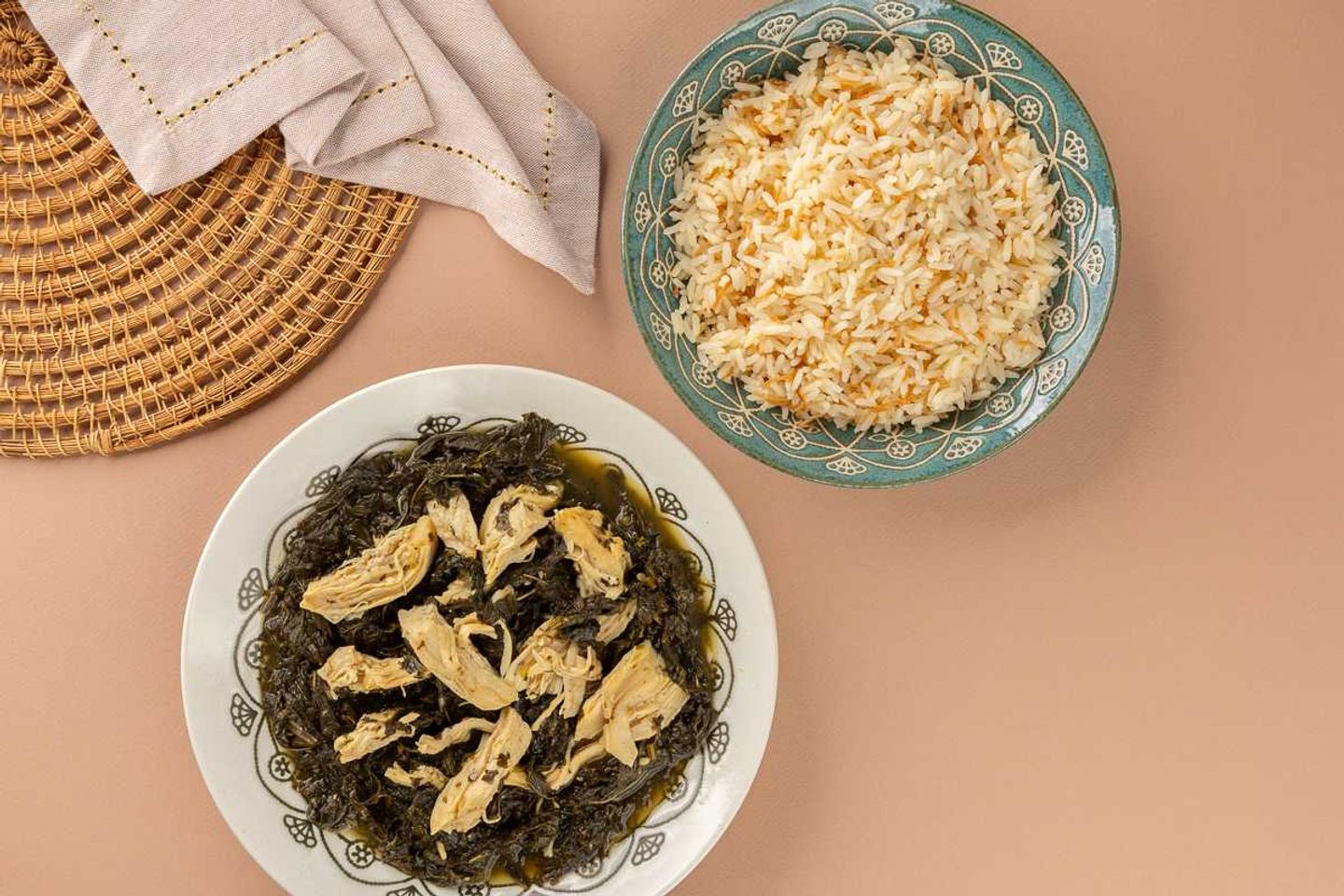 ملوخية بالدجاج