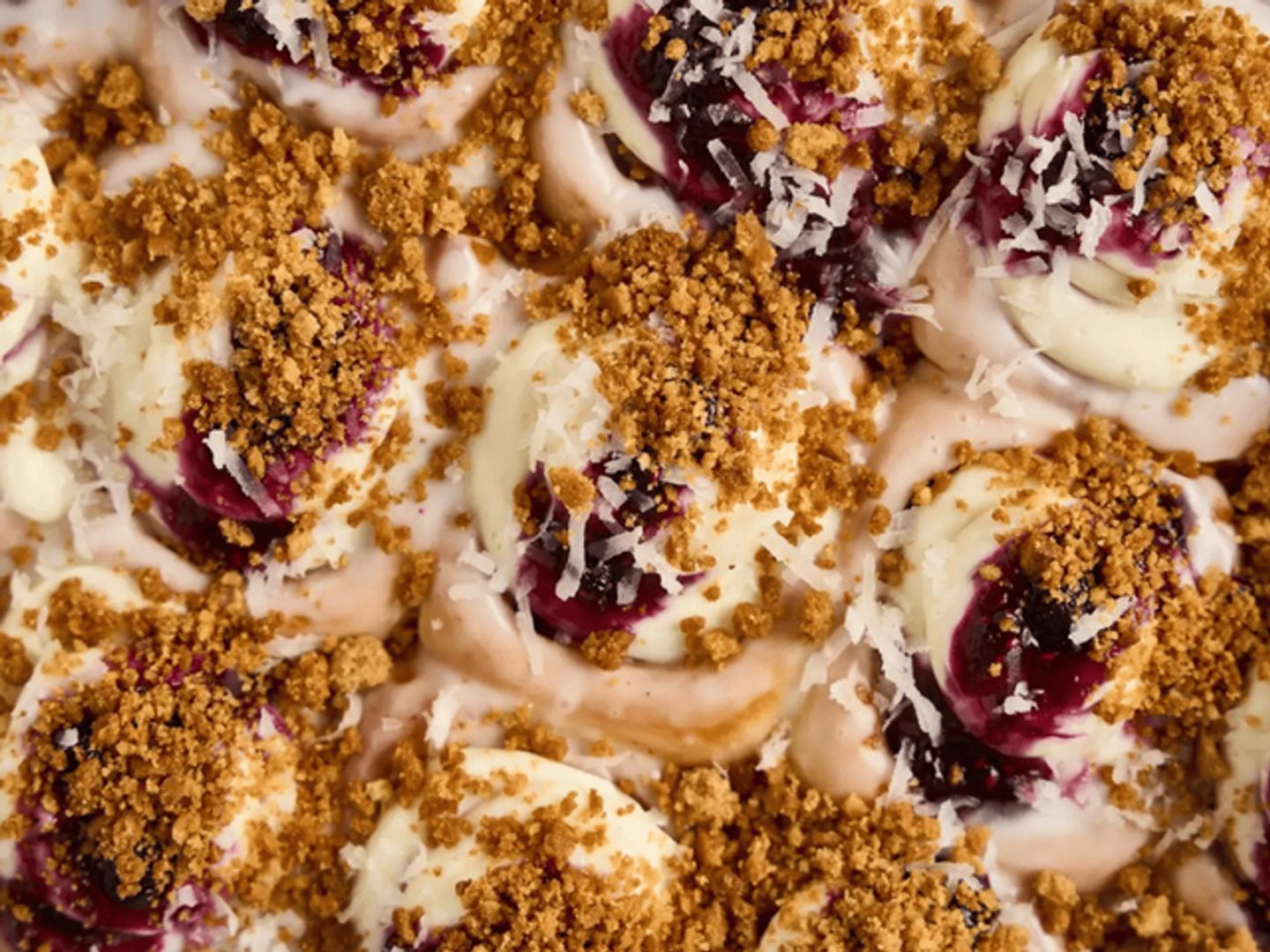 Mix Berry Cinnamon Roll