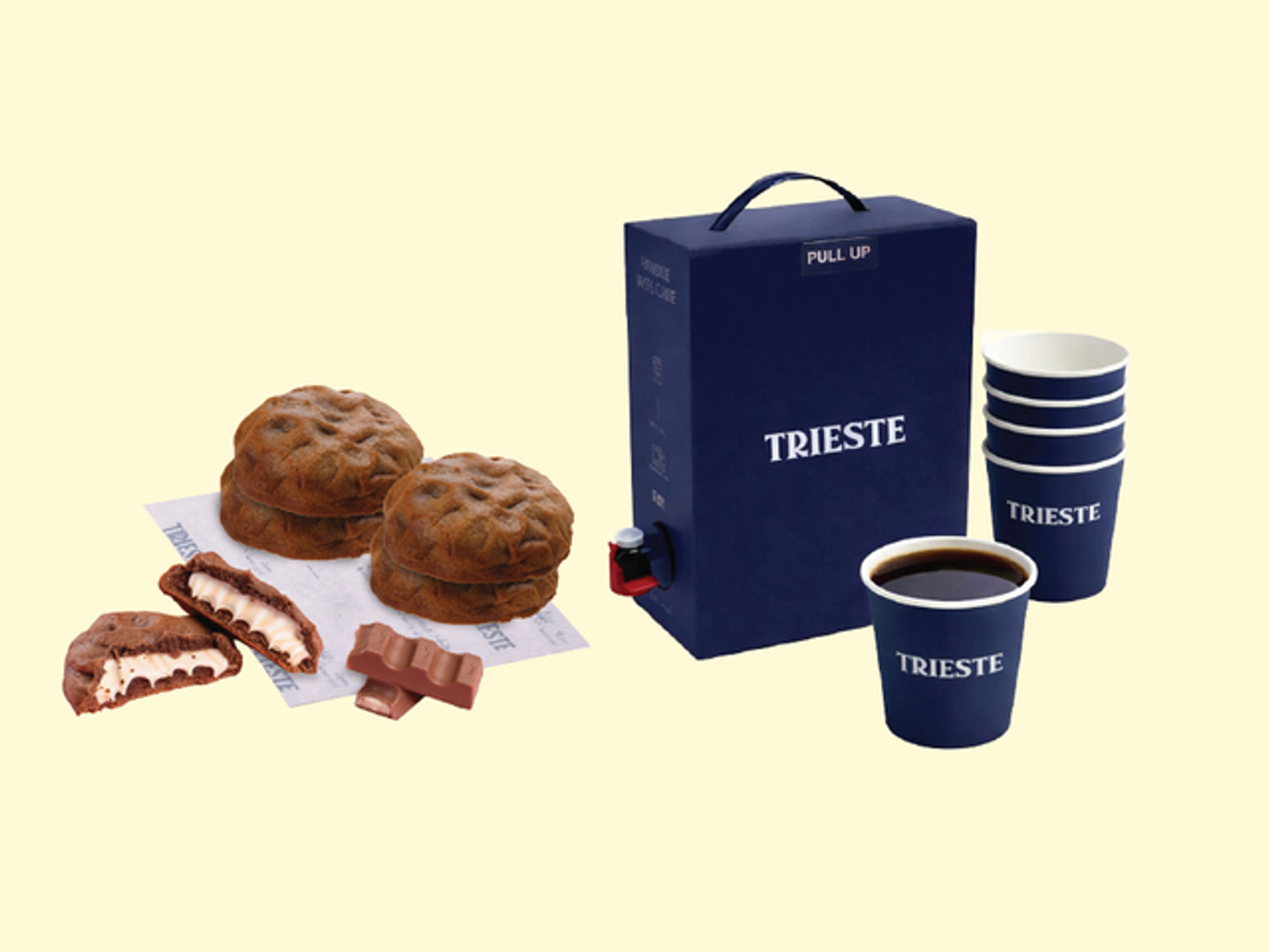 ٥ قطع كوكيز بالكندر مع قهوة سوداء