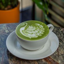 لاتيه الشاي المغربي كبير