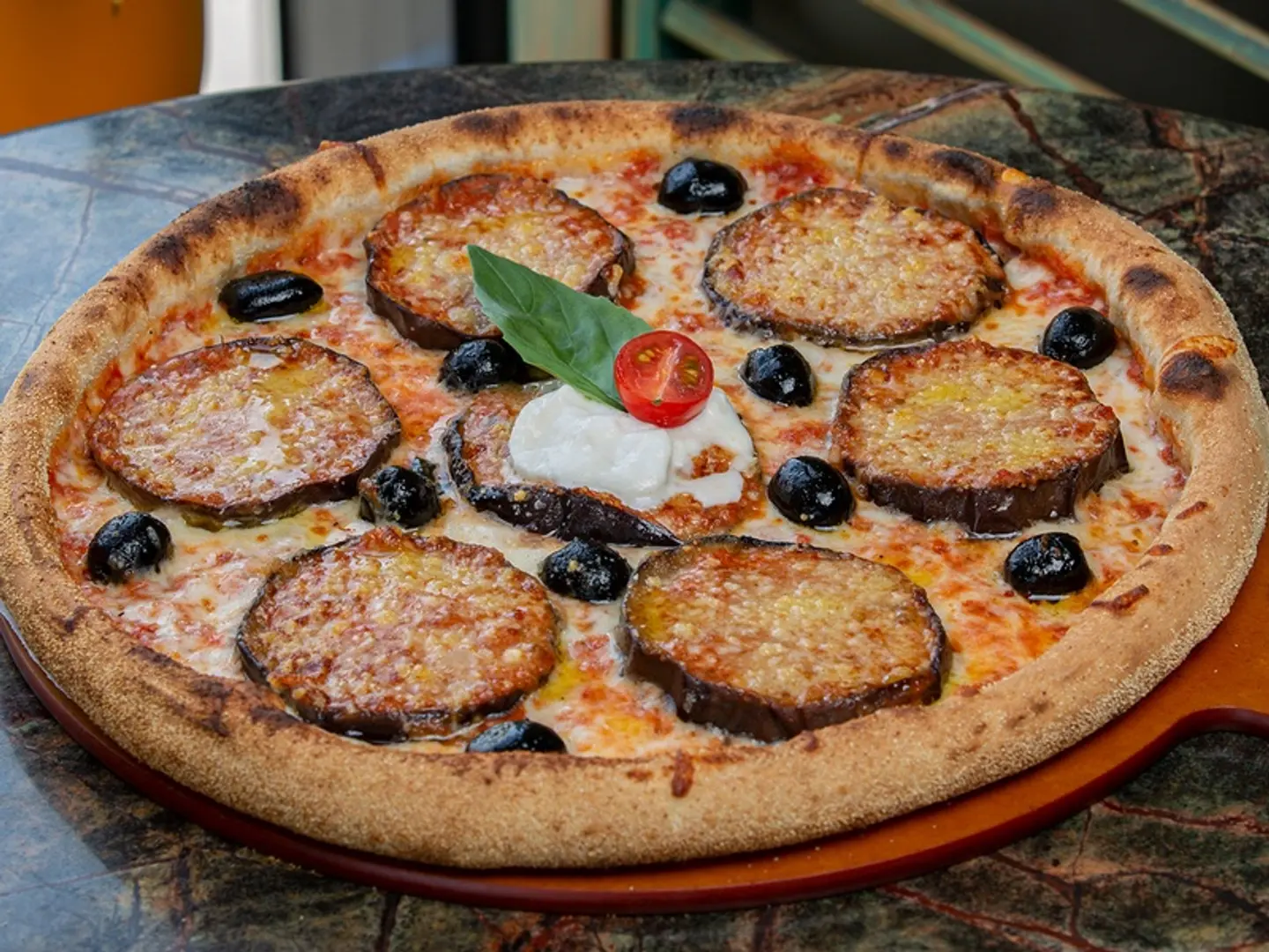 Melanzane Pizza