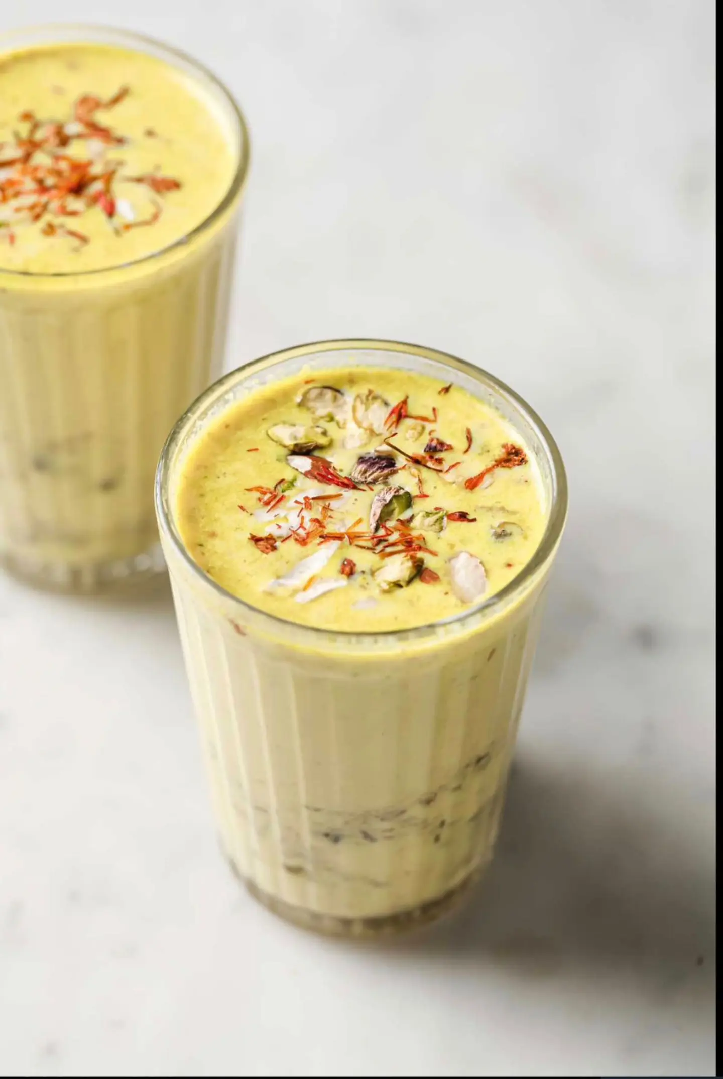 حليب البادام