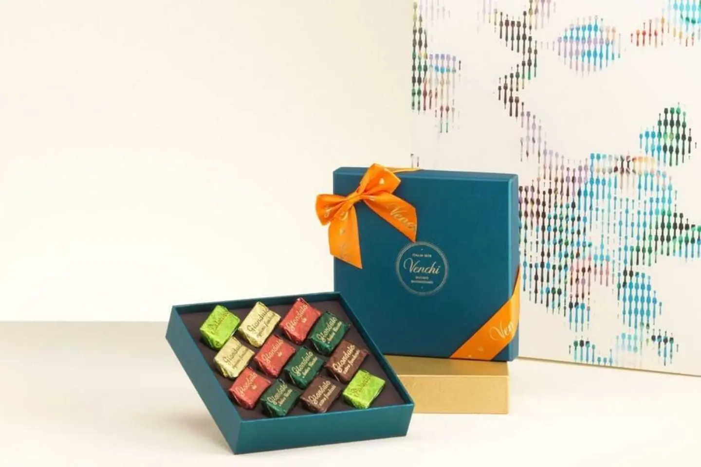 Murrine Blue Giftbox With Gianduiotto Chocolates 110 G