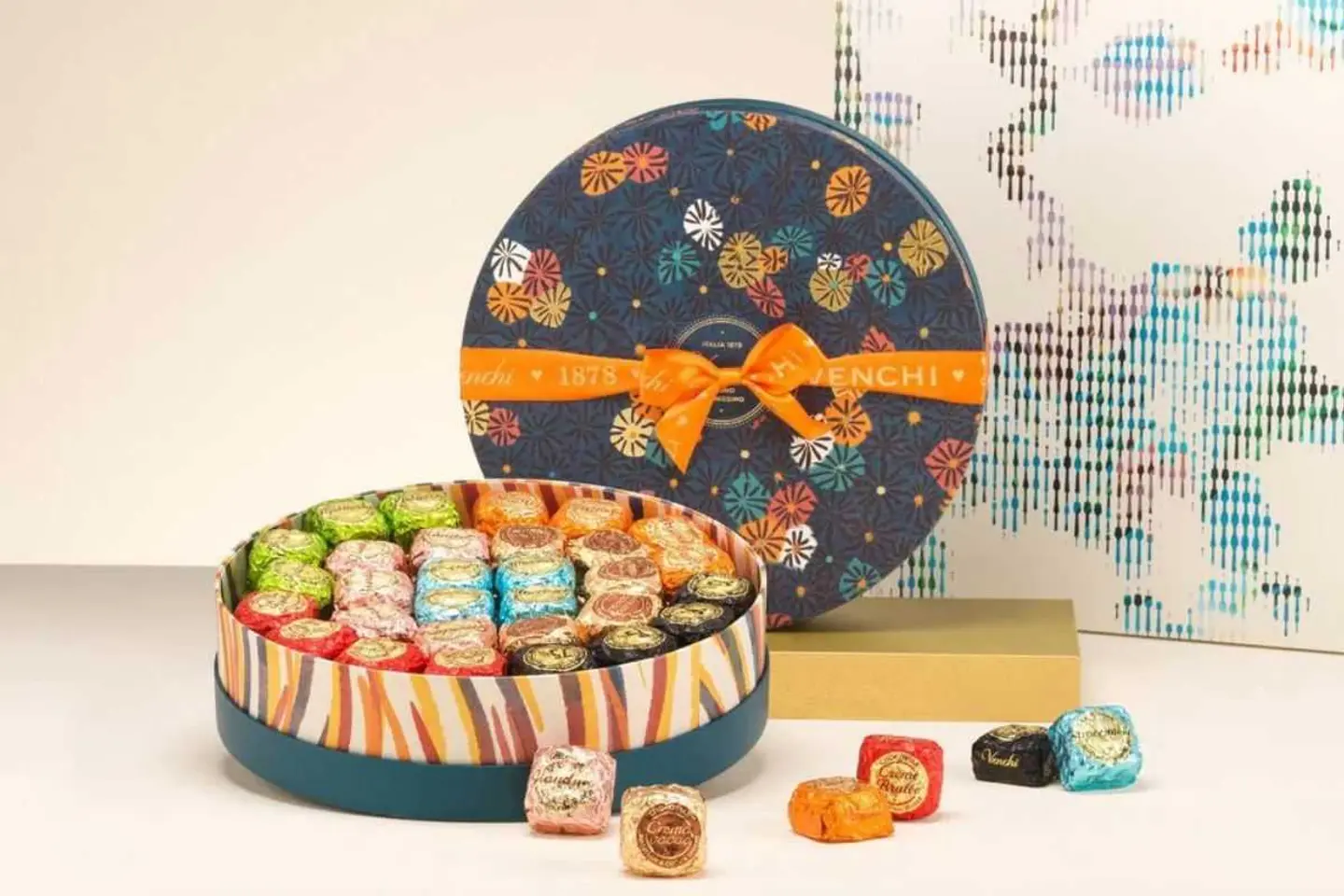 Murrine Maxi Hamper With Chocoviar Chocolates 1.19 Kg