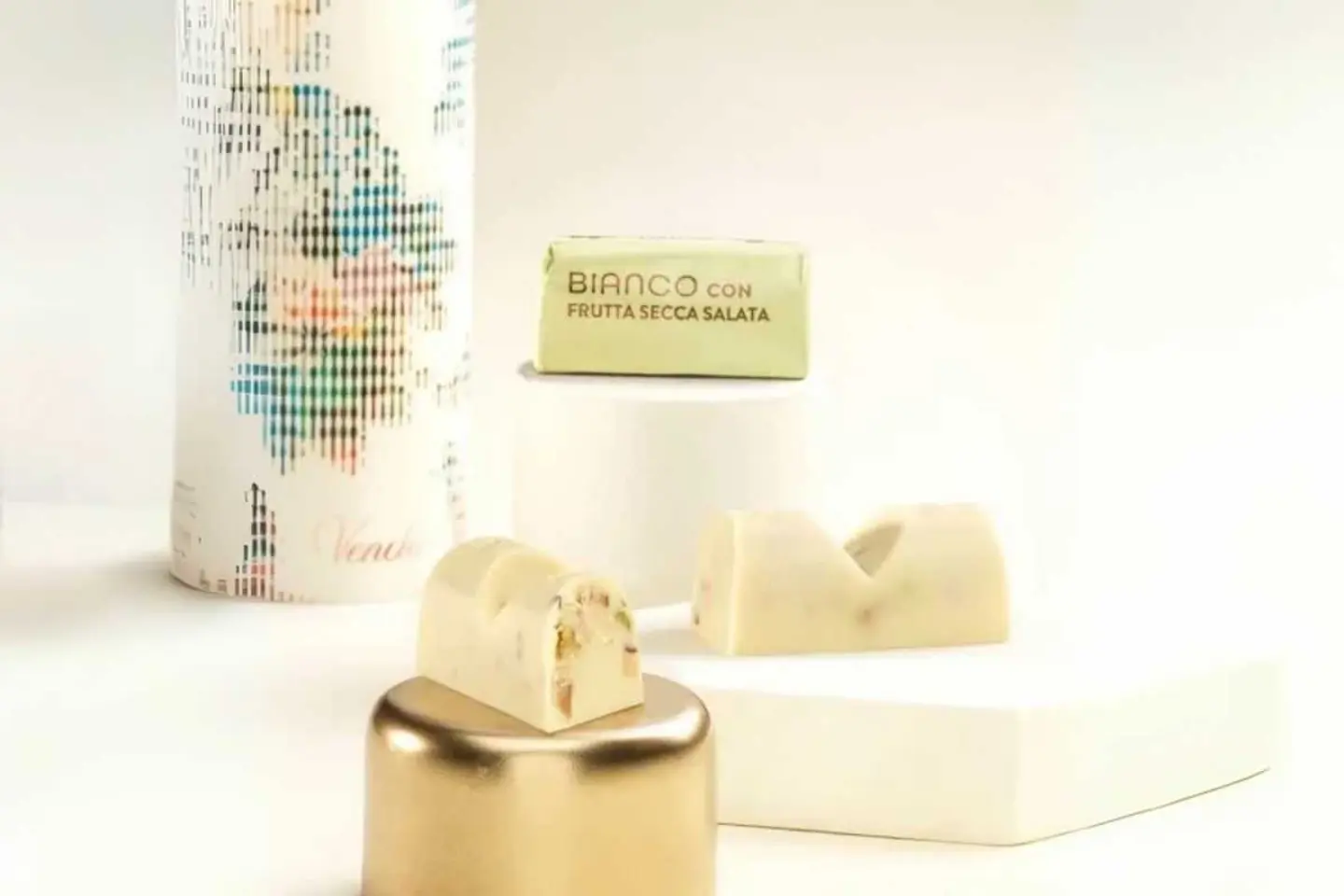 White Chocolate Ingot With Salted Nuts 100 G