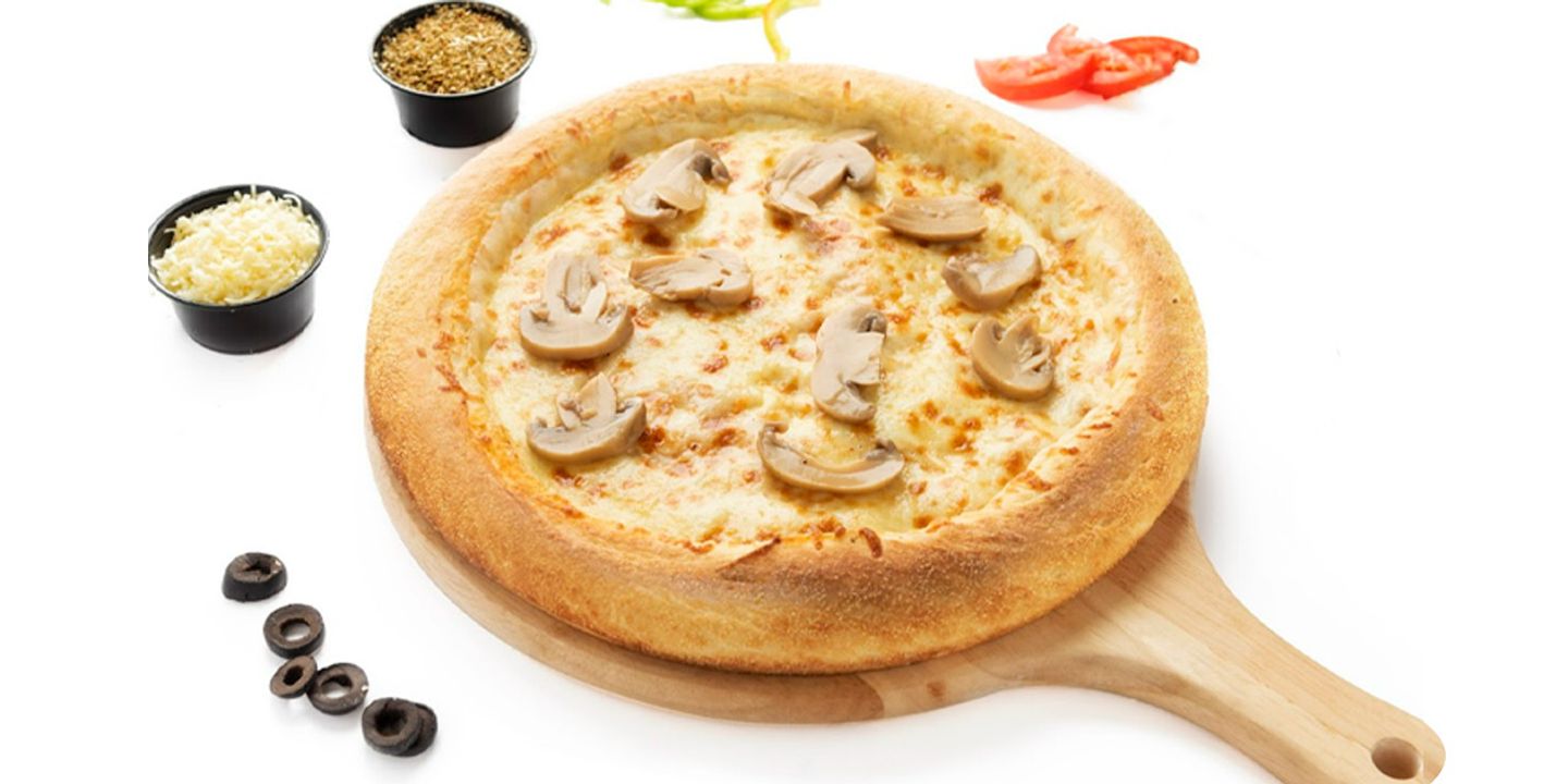 بيتزا كلاسيك مشروم