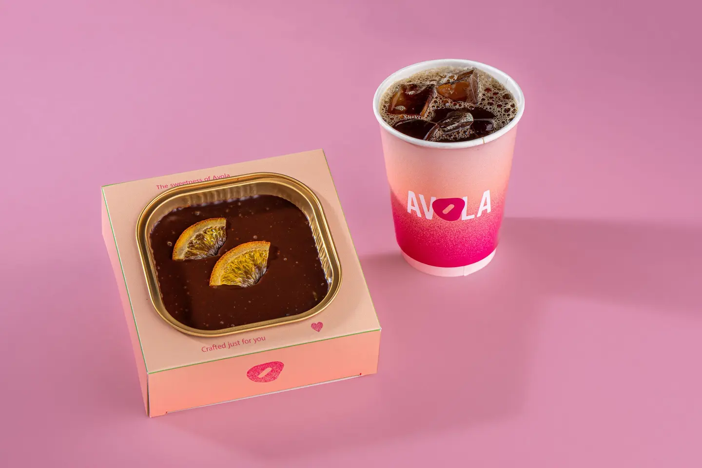 Ice Coffee Day With Matilda Cake