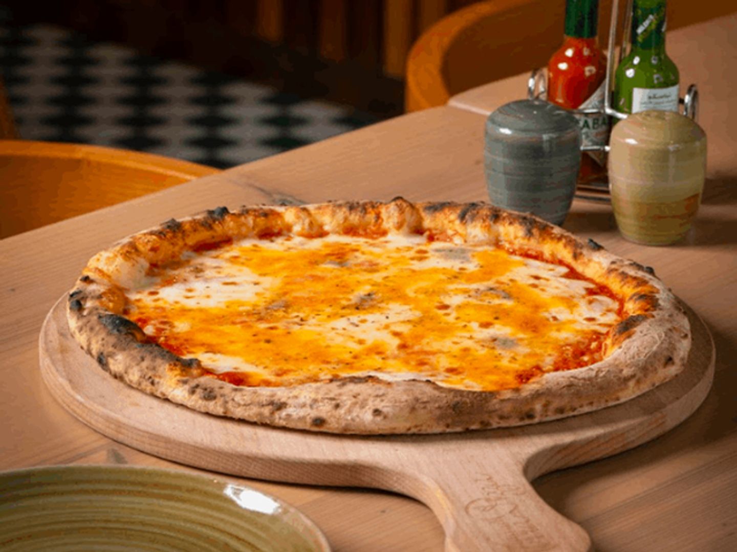 Quattro Formaggi Pizza