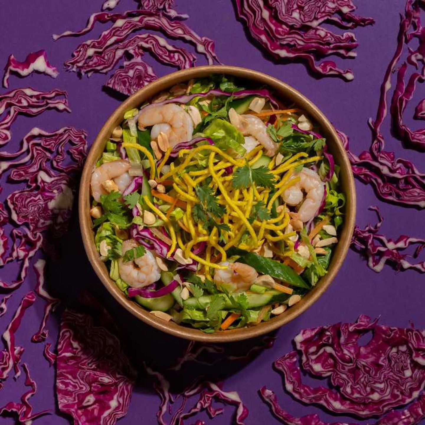 Nutty Shrimp Noodle Salad (371 Cal)