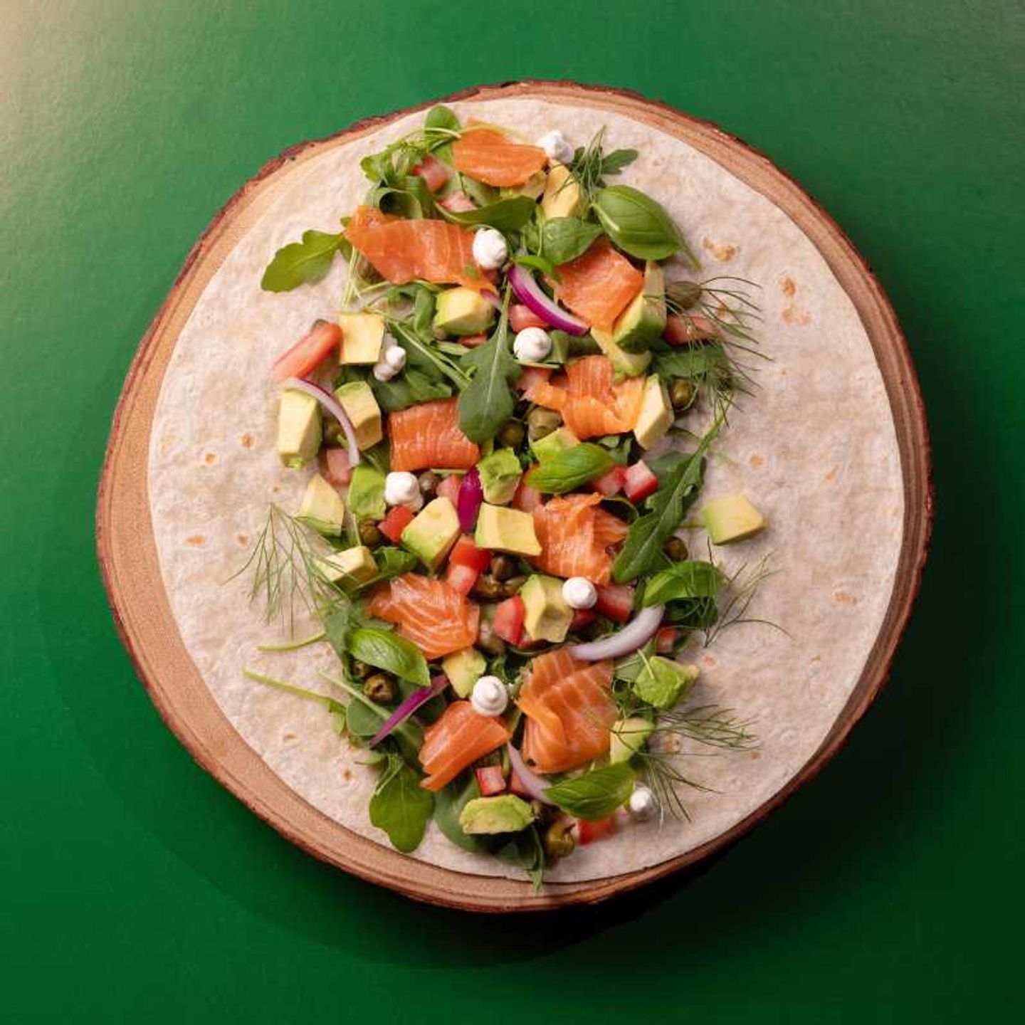 Salmon Avocado Wrap (867 Cal)