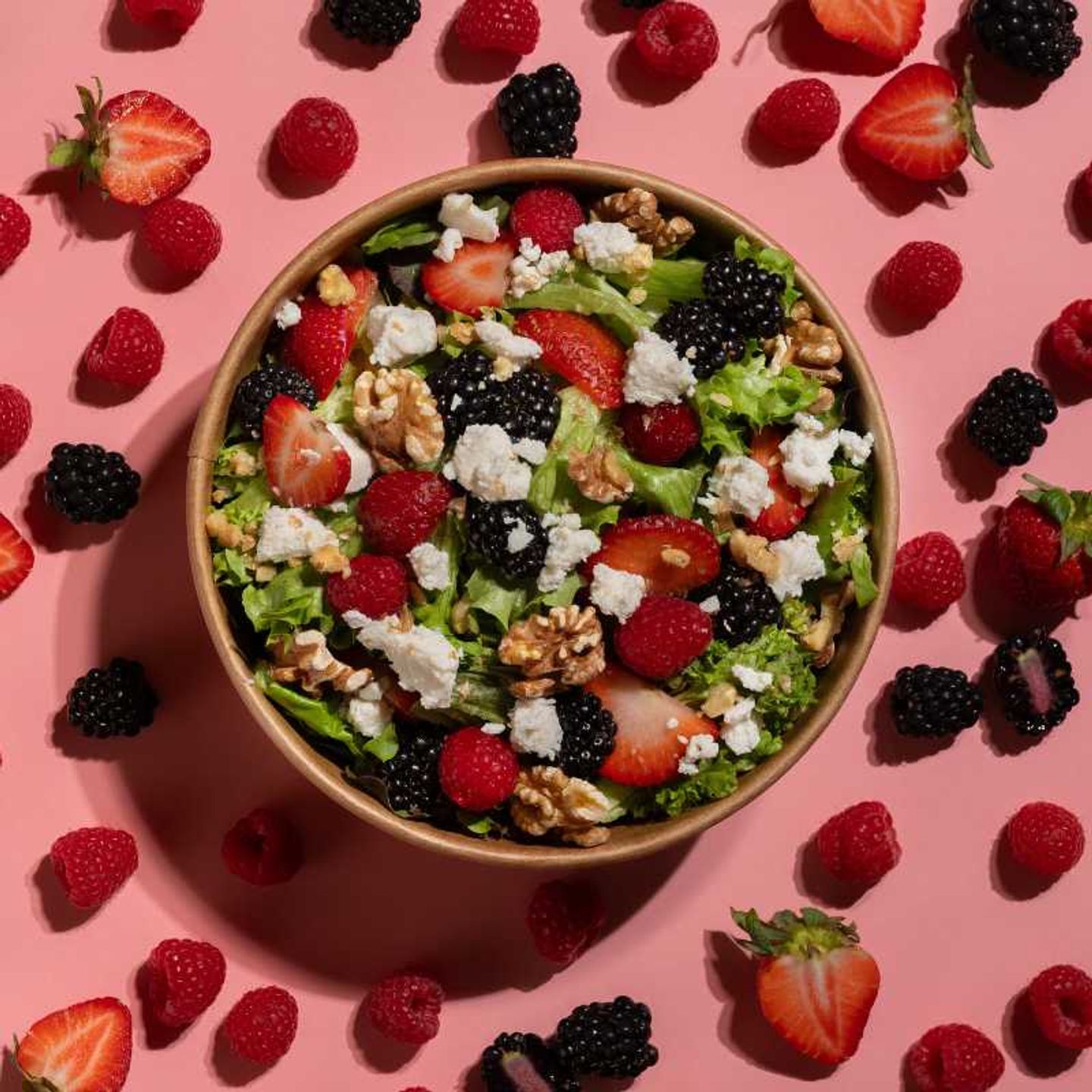 Goat's Cheese And Berry Salad (297 Cal)