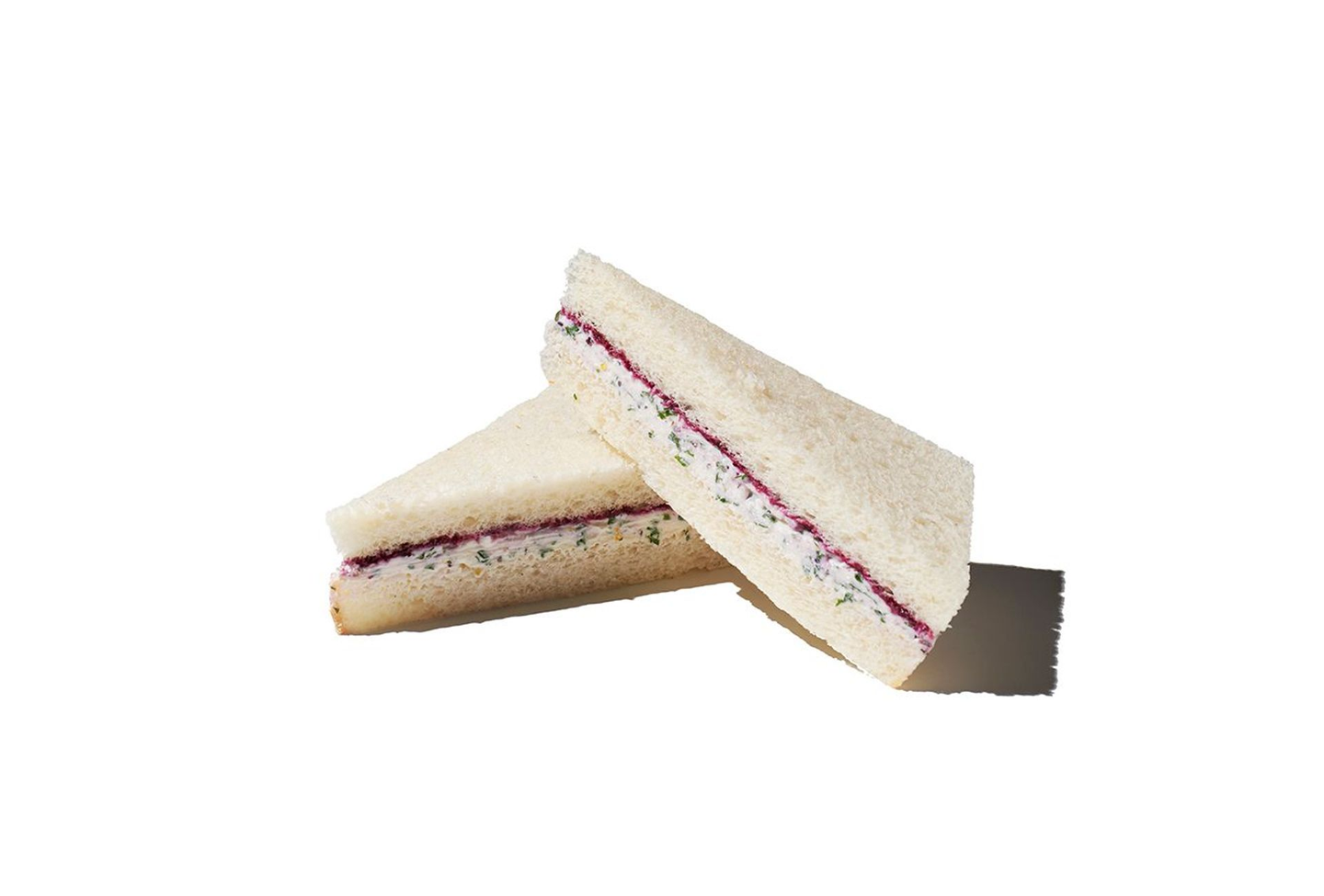 جبنة الريكوتا مع كومبو التوت البري