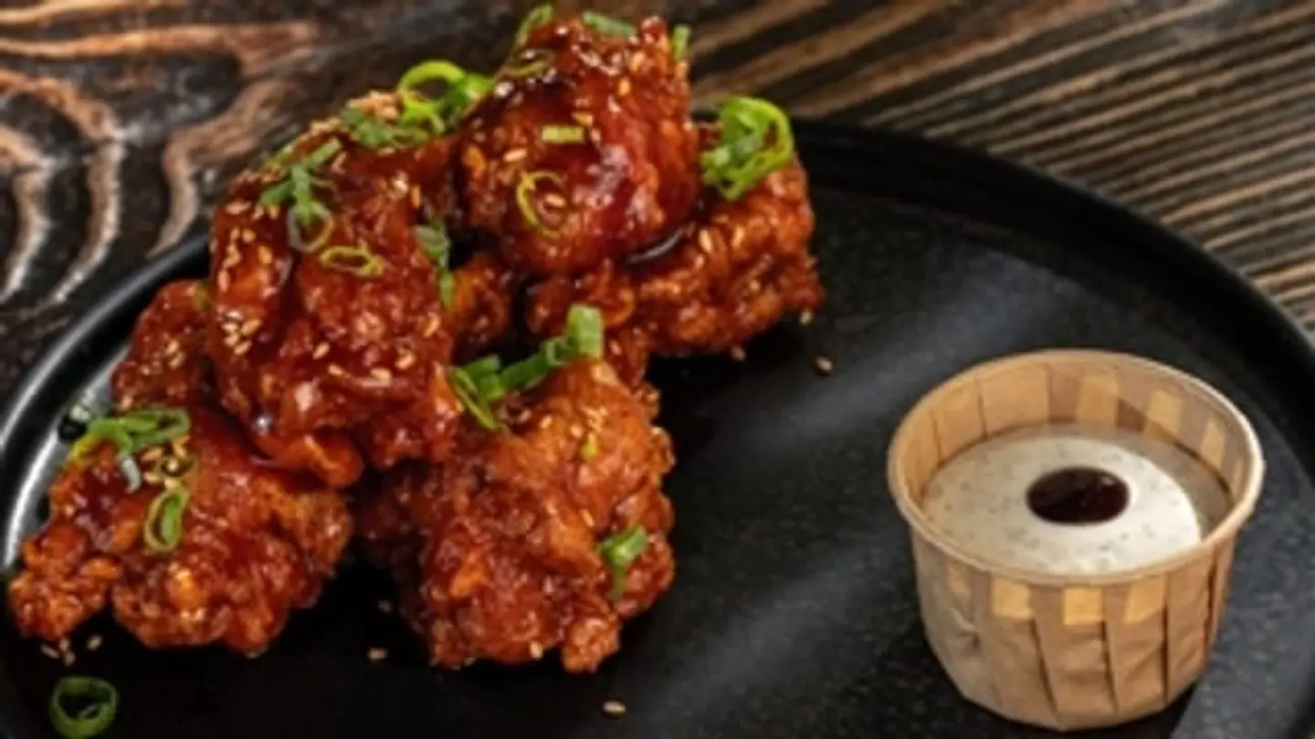 تشيكن وينقز