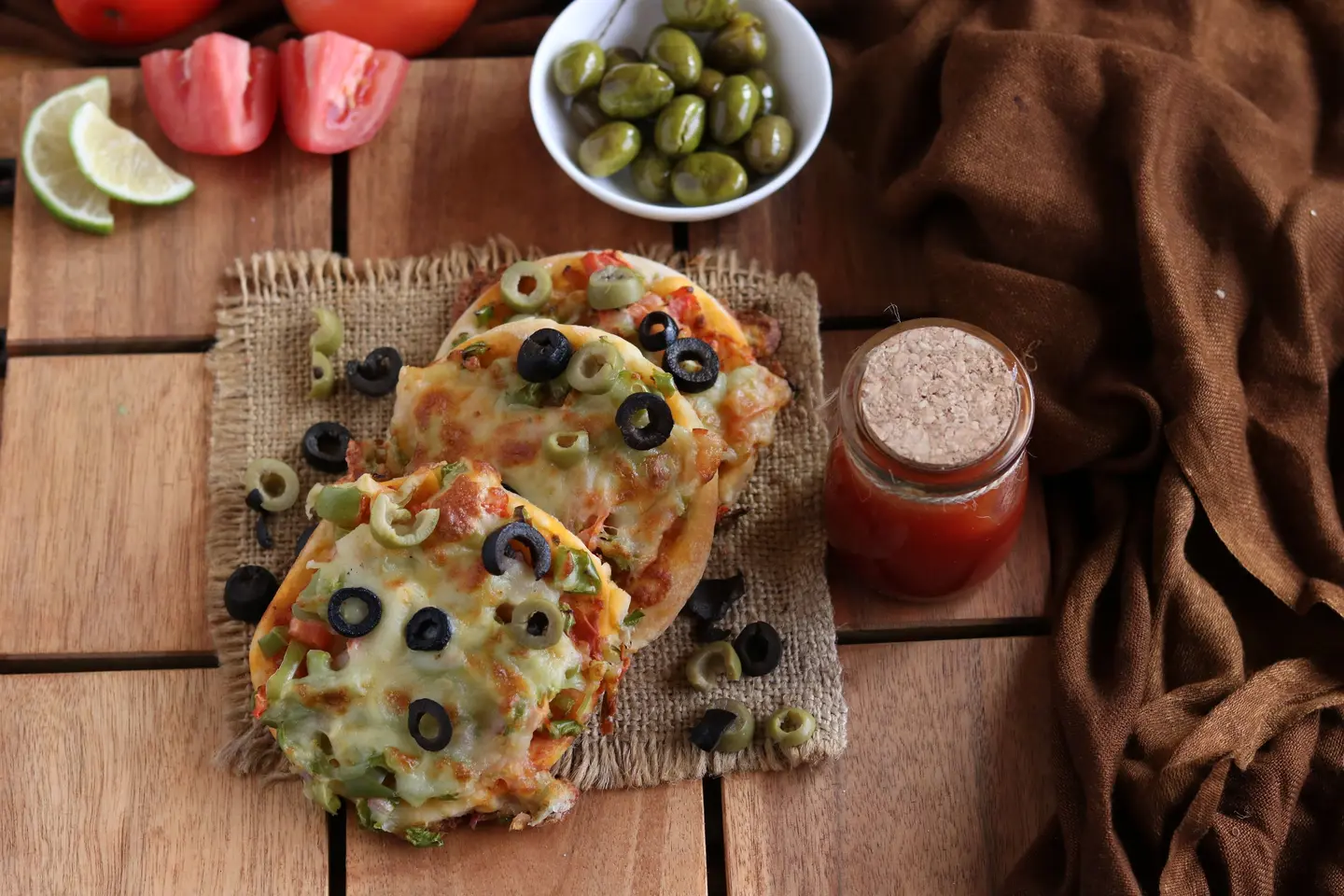 صحن بيتزا صغير (٢ حبة)