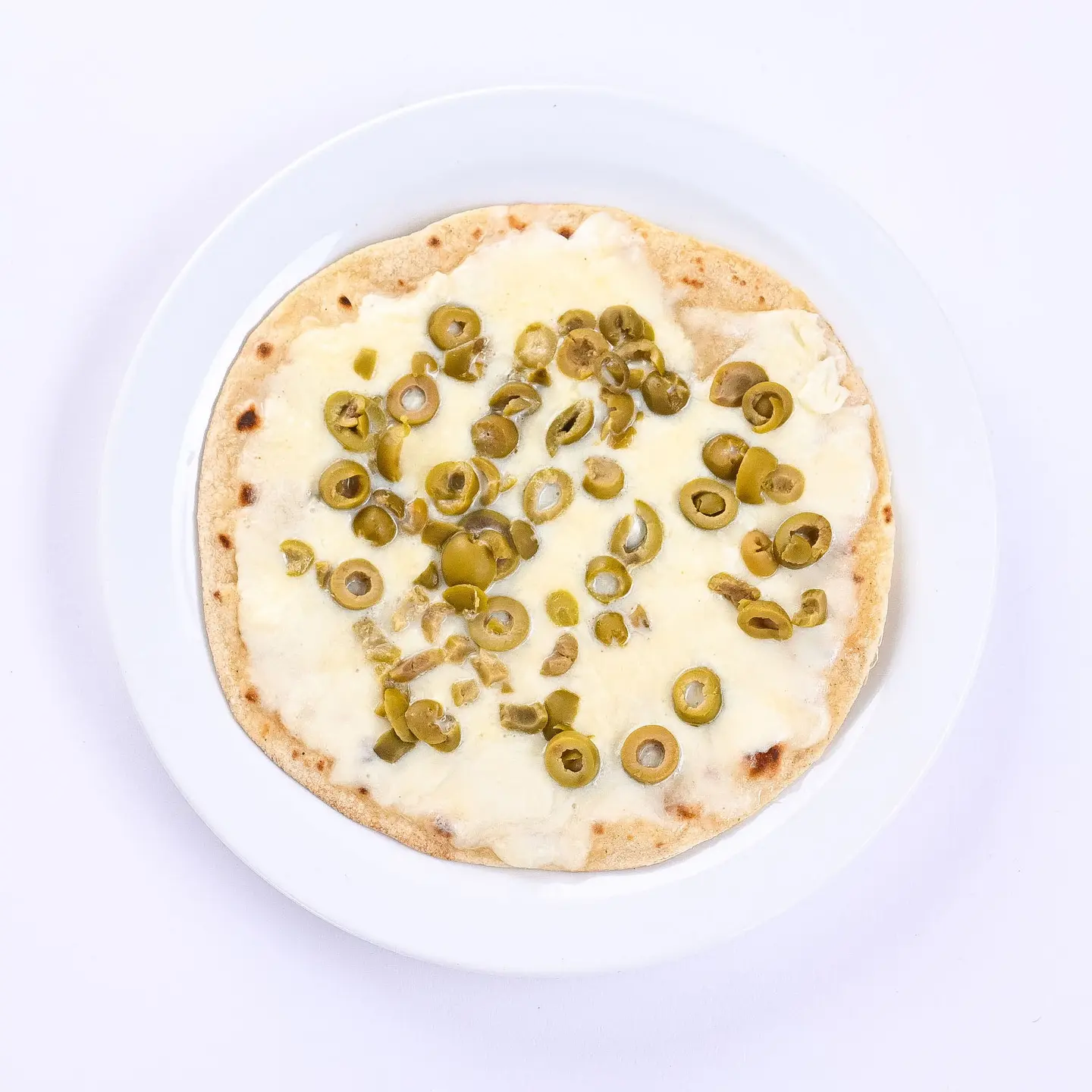 منقوشة جبنة مع زيتون (صاج)